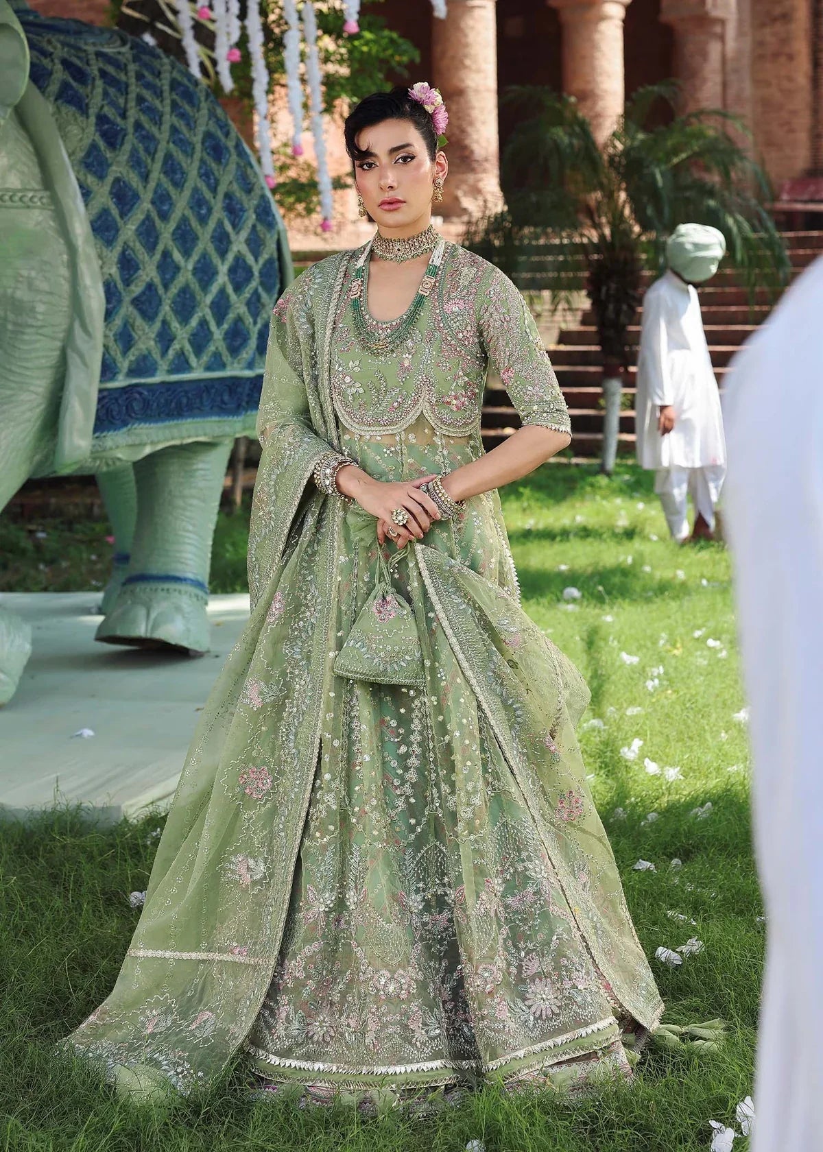 Veere di Wedding by Sardinia Unstitched Brides Embroidered Handwork Zari Organza Suits 3 Piece SRD25VW D-1301 Heer - Formals Collection