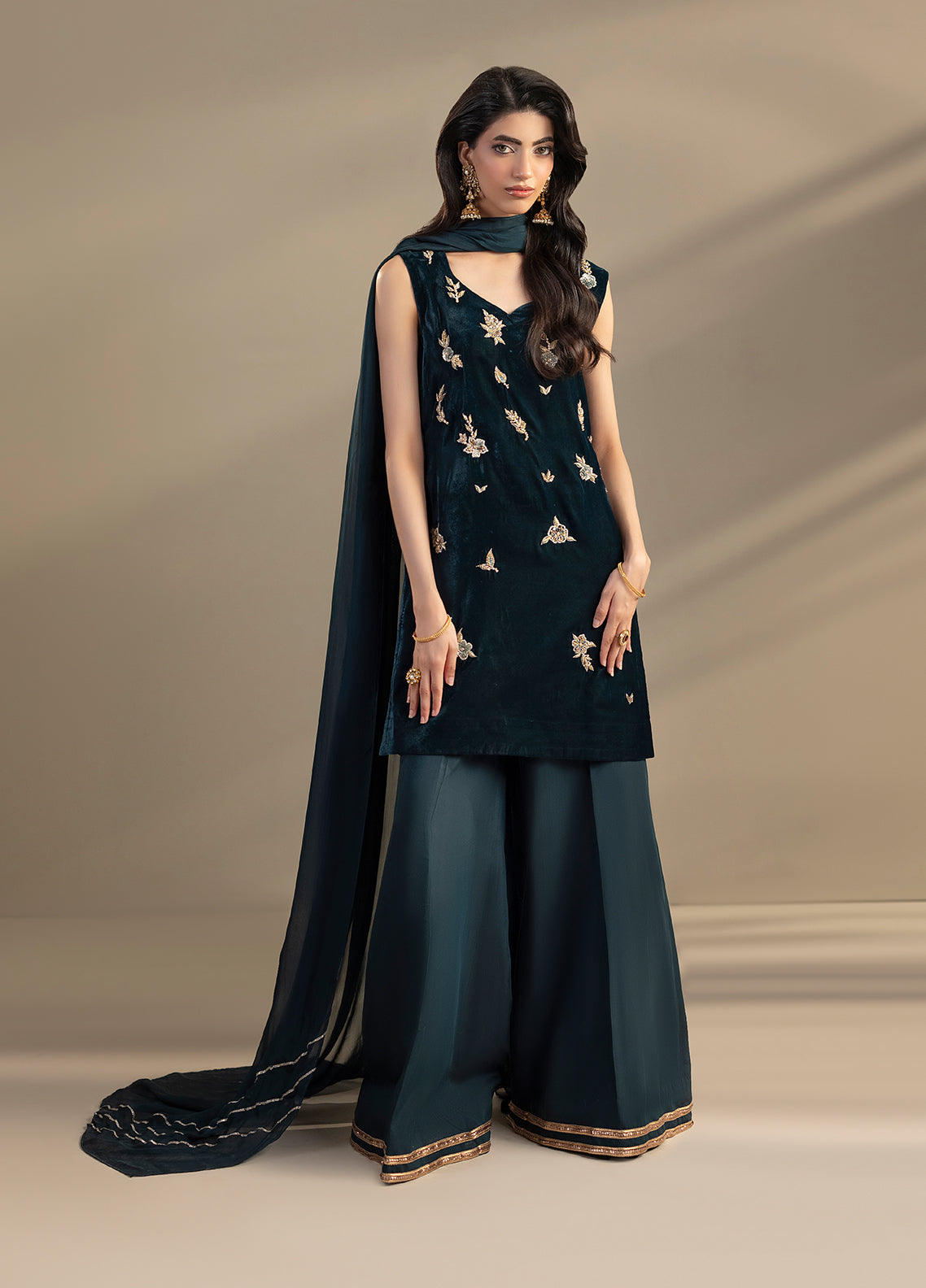 Noir by Mavie Pret Luxury Velvet Miren - Festive Collection