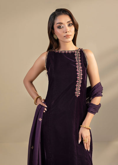 Noir by Mavie Pret Luxury Velvet Astra - Festive Collection