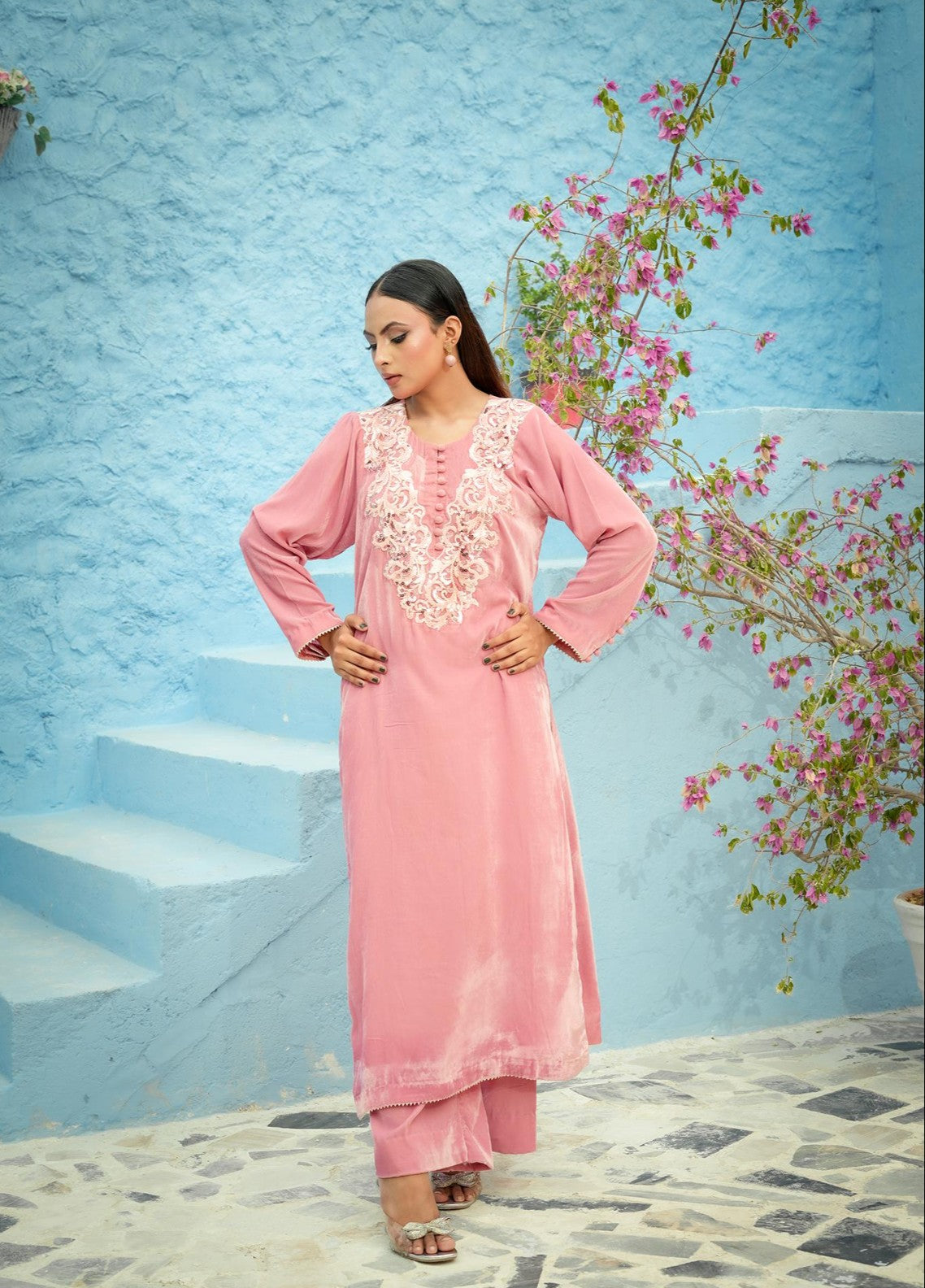 Noor e Mehal by Madiha Gohar Pret Luxury Embriodered 2 Piece Velvet Suit Noor e Gulabi - Formals Collection