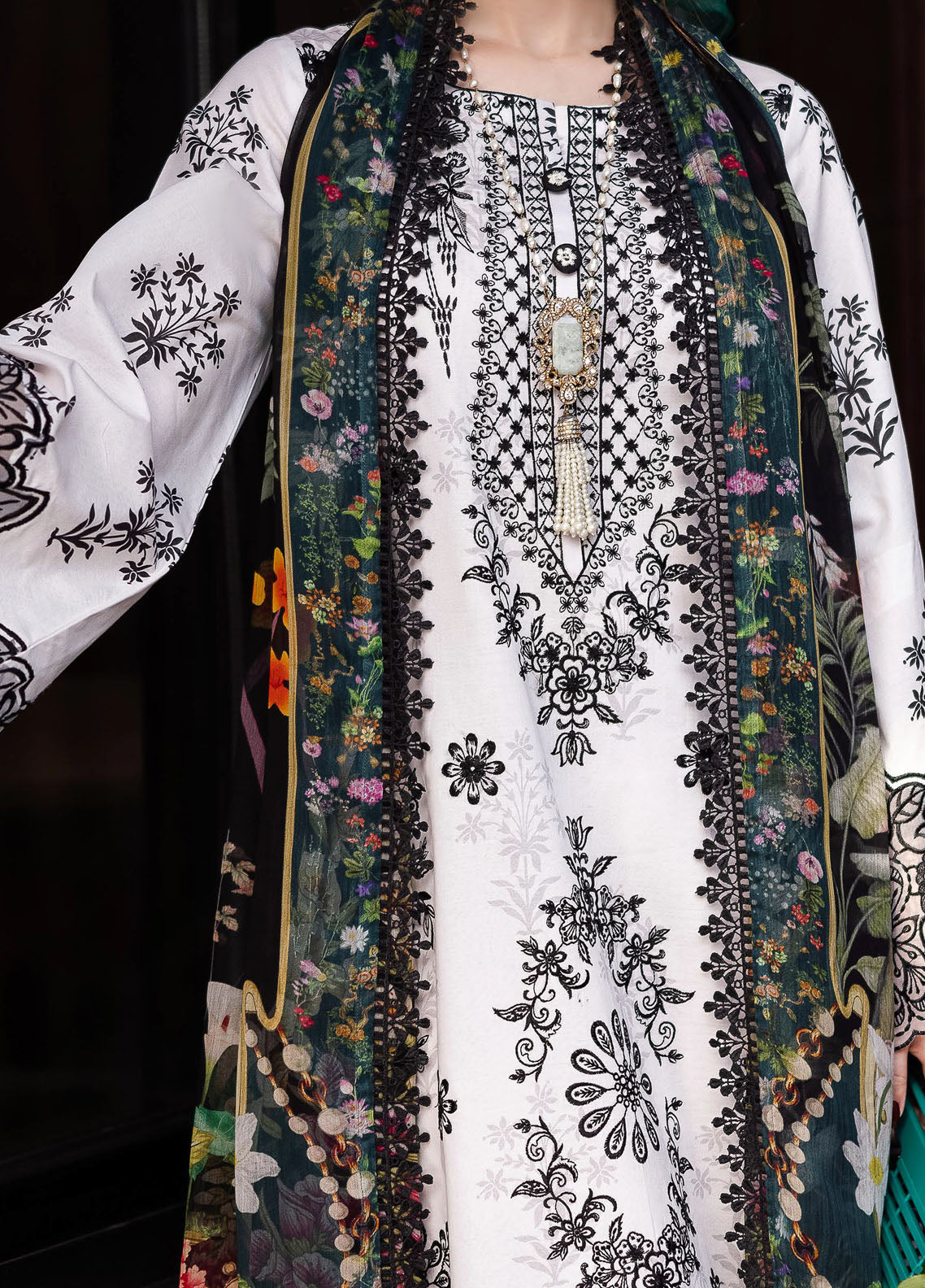 Afterhours by Mahnur Embroidered Lawn Suits Unstitched 3 Piece MN25AH D-1 Sundaze Soiree