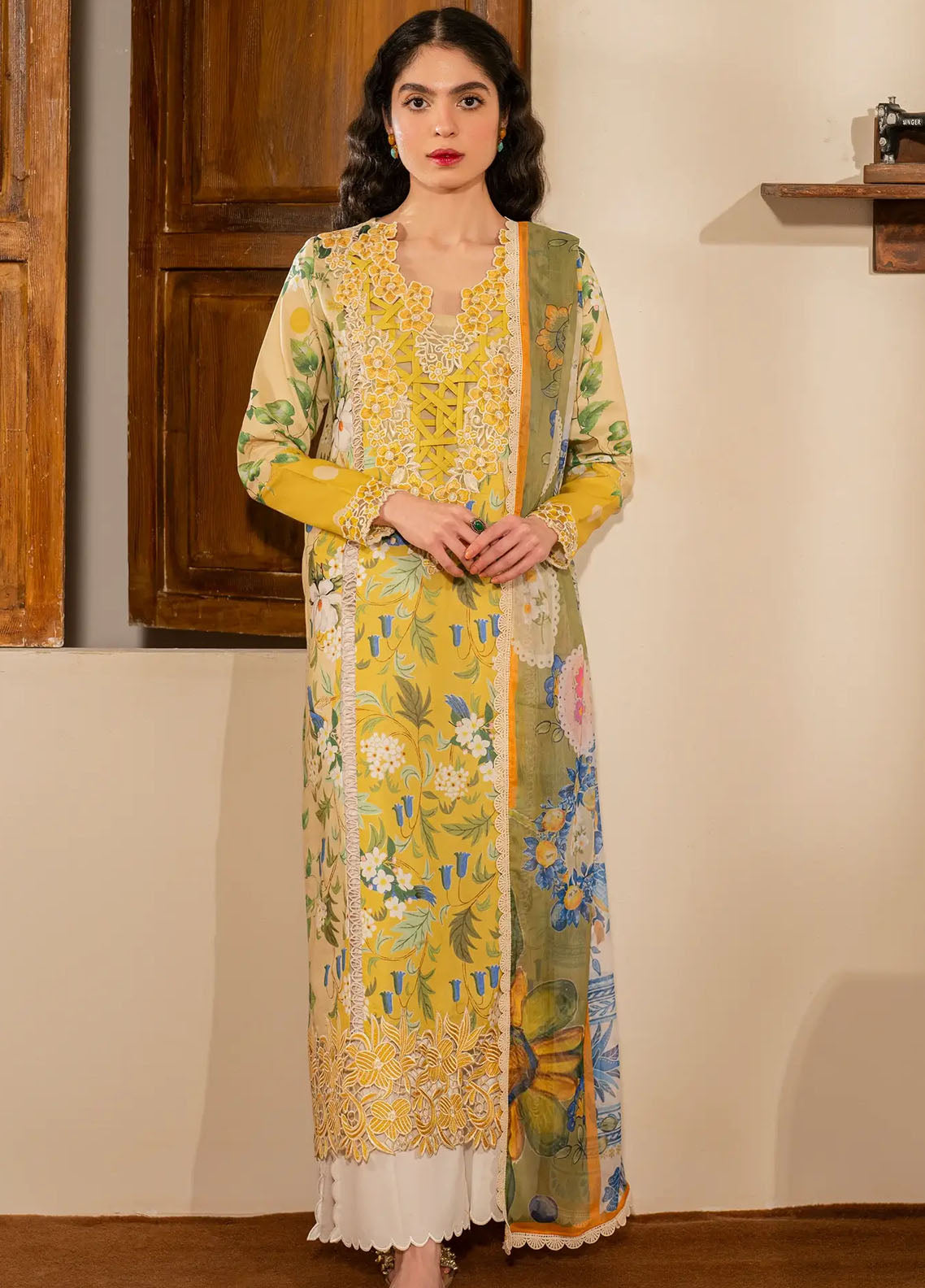 Asifa and Nabeel Embroidered Lawn Suits Unstitched 3 Piece MSLV25-04 Nimbu Pani