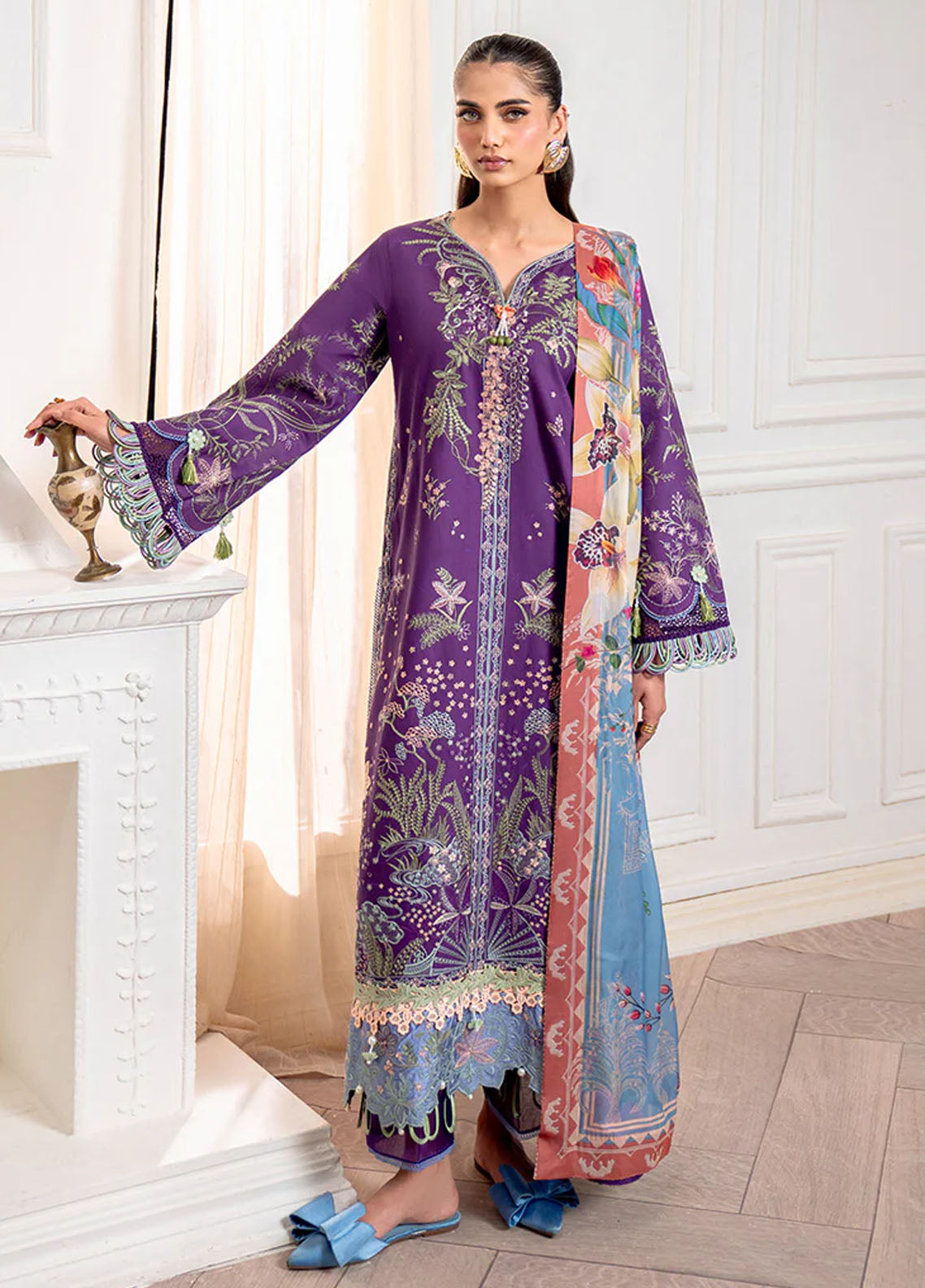 Aezel by Roheenaz Embroidered Cambric Suits Unstitched 3 Piece RNZ25AC D-01 B Emaan