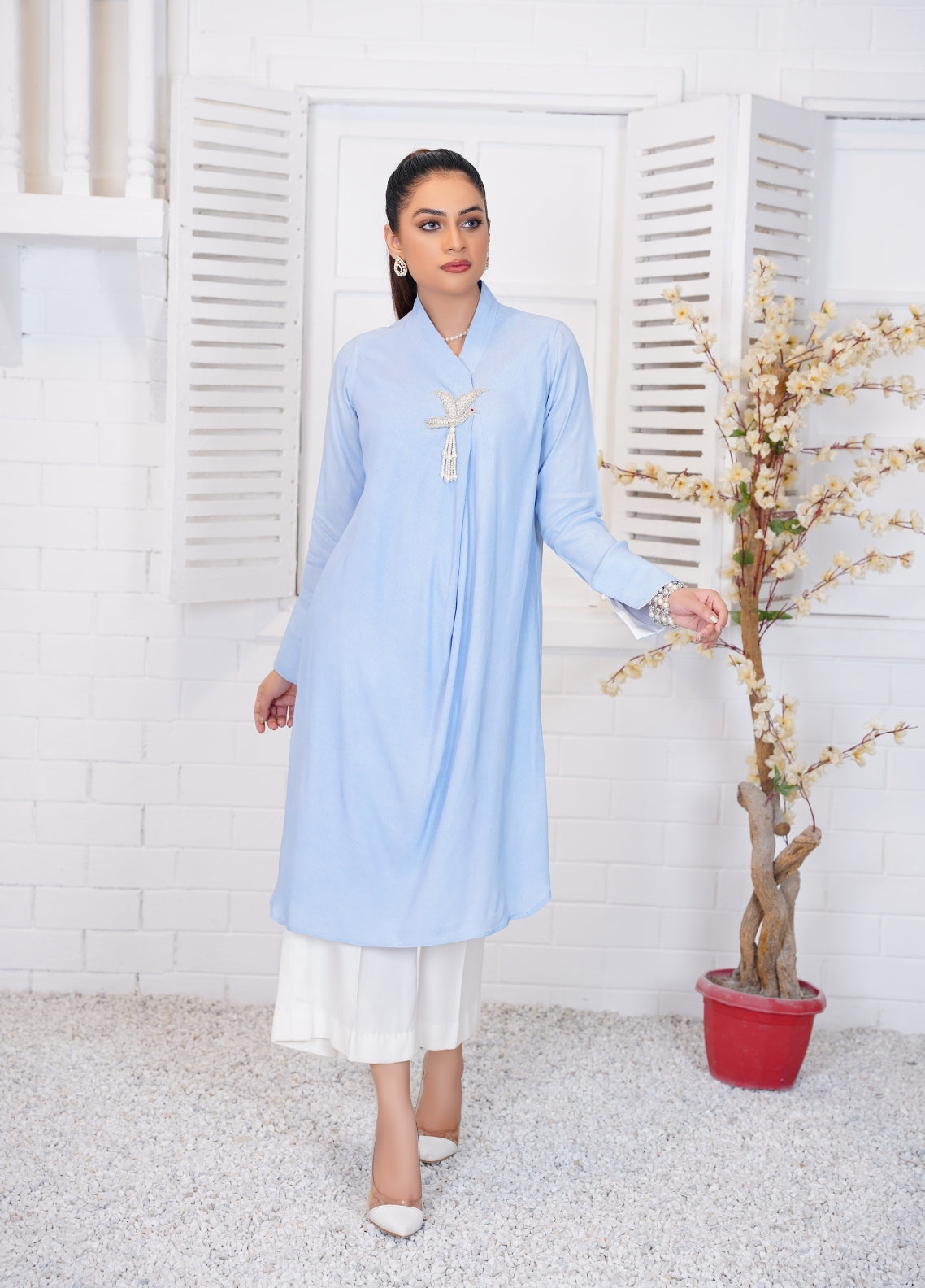 Anayra Amal Pret Embellished Grip Georgette 2 Piece Suit Subh-e-Nau