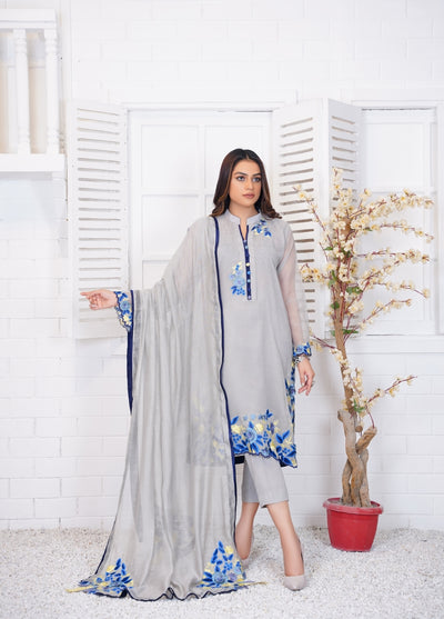 Anayra Amal Pret Embroidered Organza 3 Piece Suit Surmayi