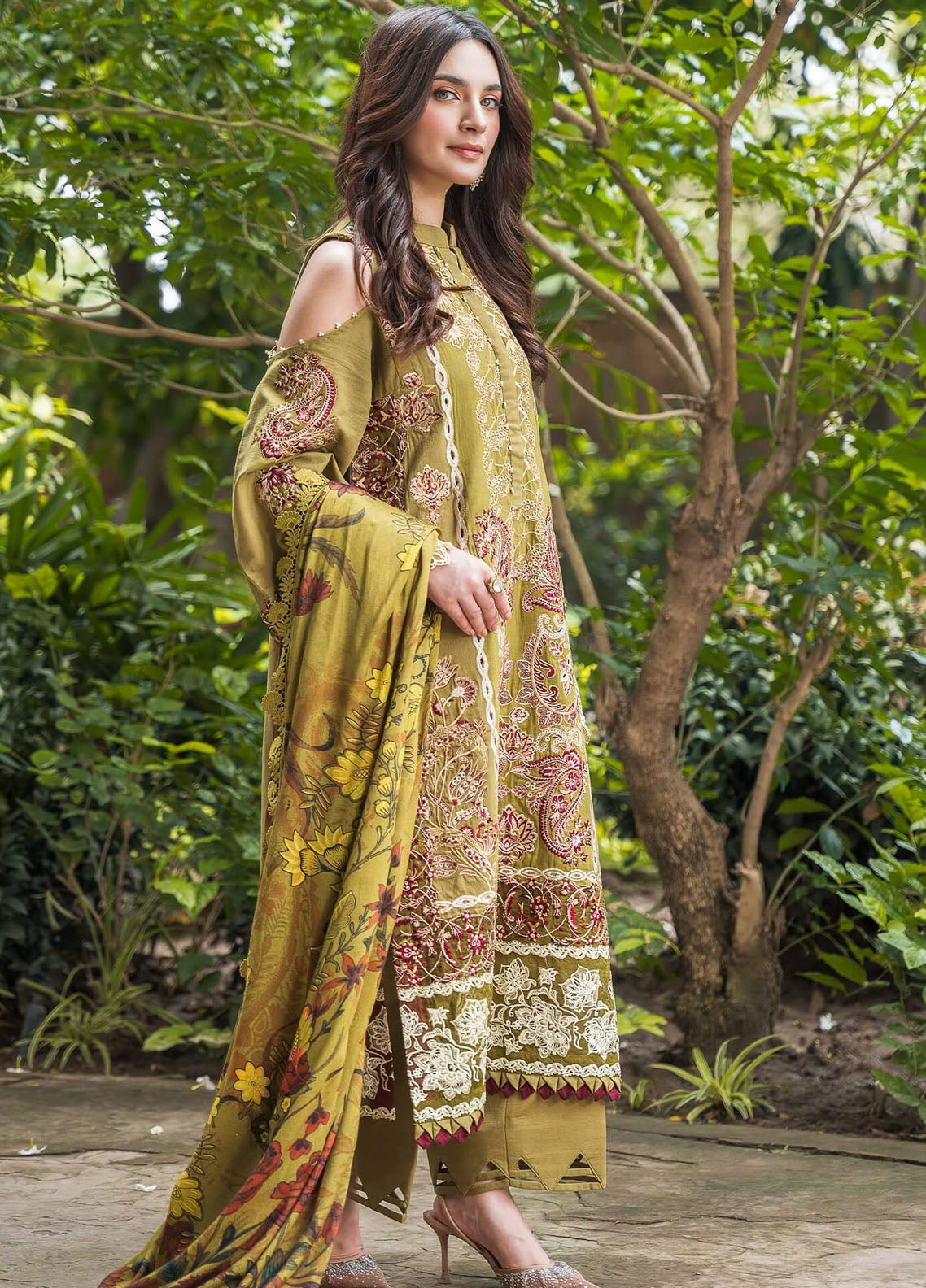 Asifa and Nabeel Luxury Winter Collection 2024 Vol-2 Noa WL-04