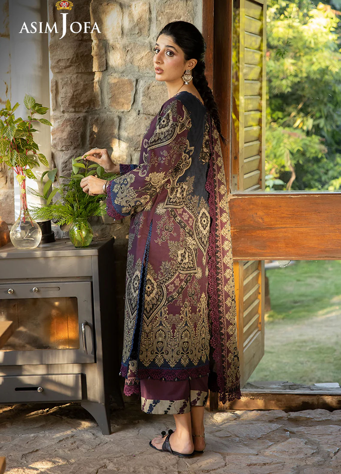 Asim Jofa Unstitched Winter Collection 2024 AJUW-06-UNS