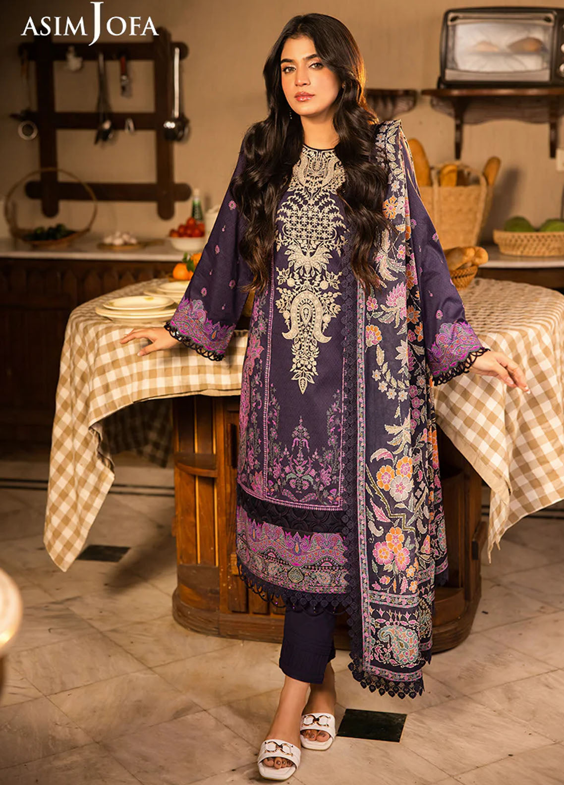 Asim Jofa Embroidered Lawn Suits Unstitched 3 Piece AJUBJ-07