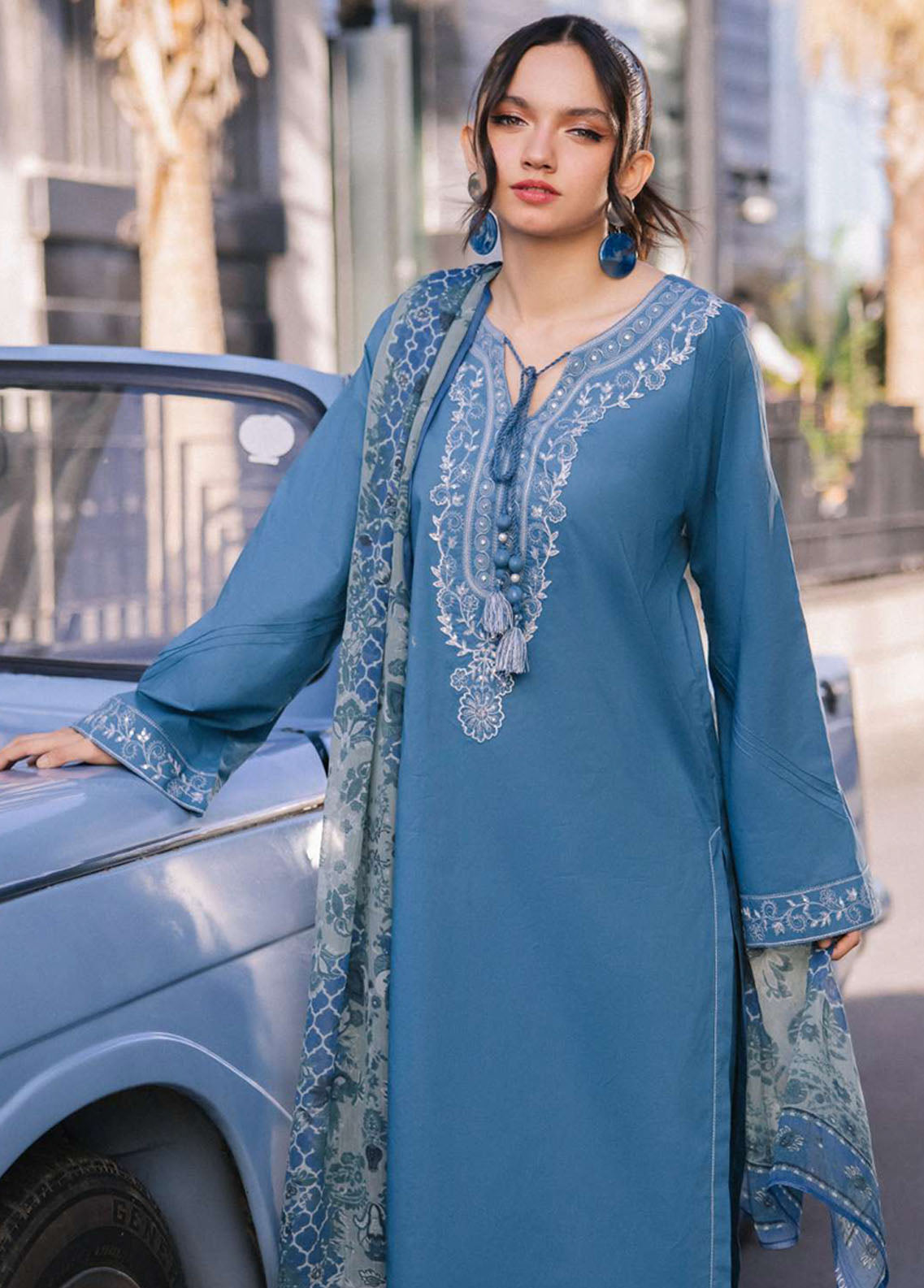 Asim Jofa Pret Embroidered Cambric 3 Piece Suit AJ24-E2 AJPB-39