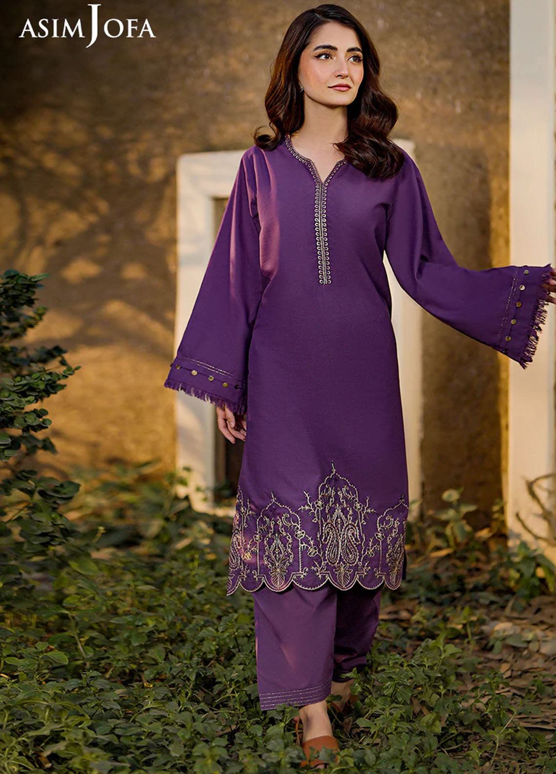 Asim Jofa Pret Embroidered Cambric 3 Piece Suit AJPB-106