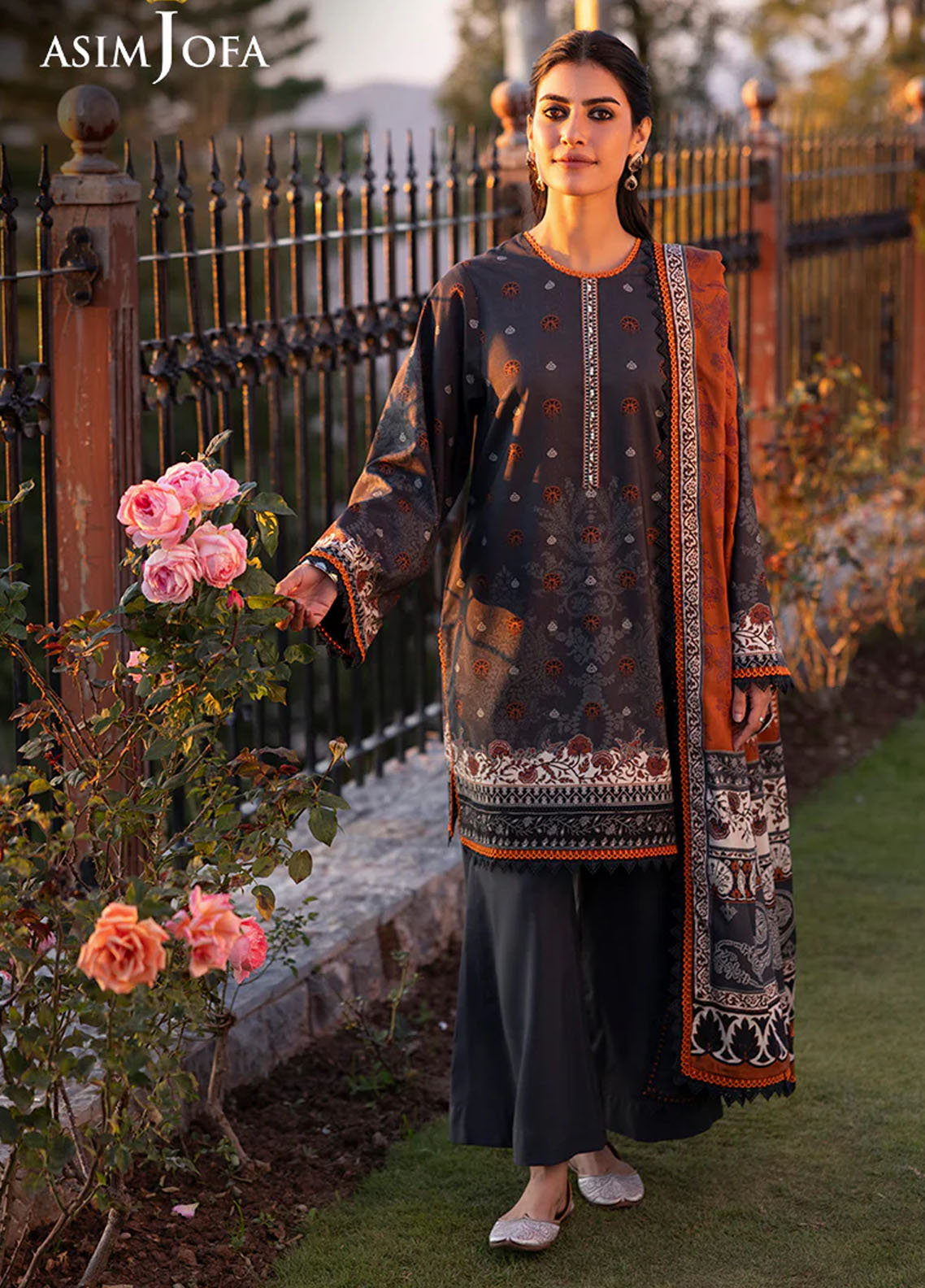 Asim Jofa Unstitched Winter Collection 2024 AJUW-70-UNS