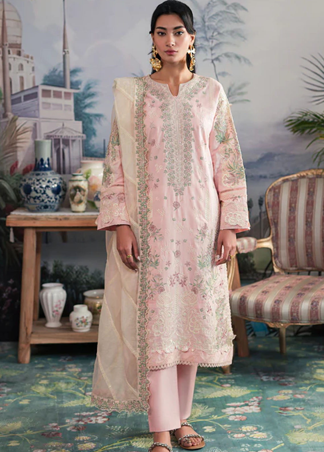 Ayra By Emaan Adeel Luxury Lawn Collection 2024 AR-01