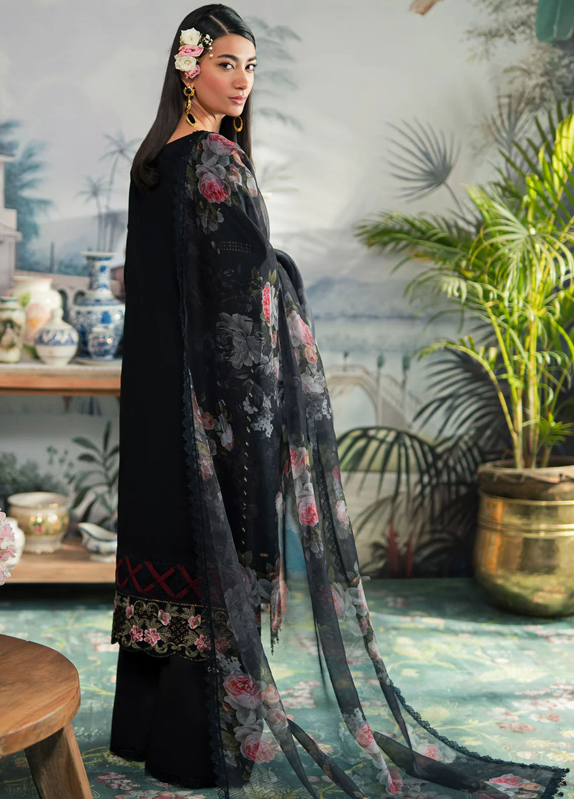 Ayra By Emaan Adeel Luxury Lawn Collection 2024 AR-05