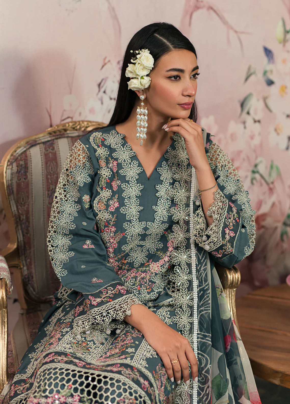 Ayra By Emaan Adeel Luxury Lawn Collection 2024 AR-09