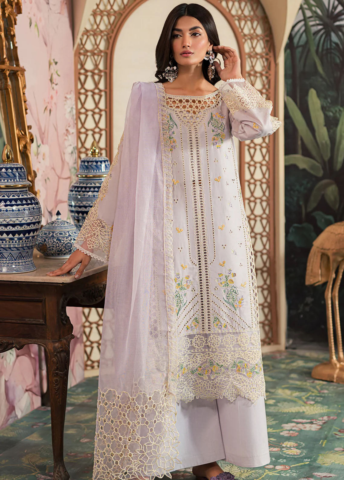 Ayra By Emaan Adeel Luxury Lawn Collection 2024 AR-10