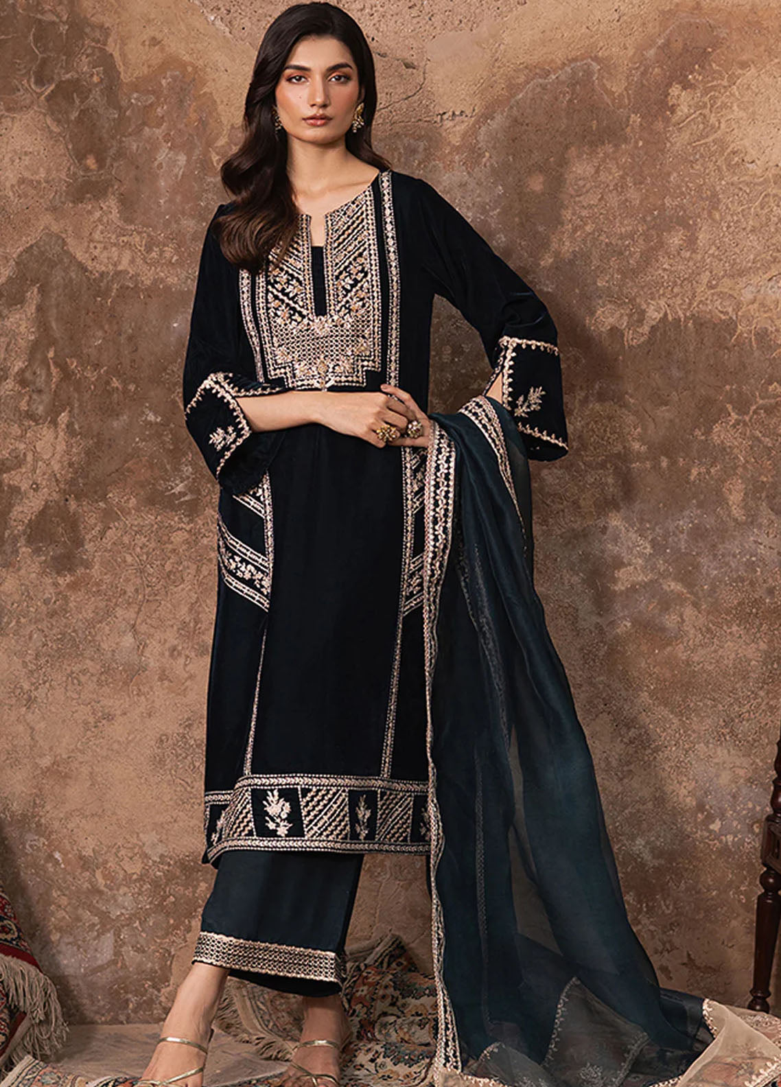 Azure Pret Embroidered Velvet 3 Piece Suit Enchanted Emerald