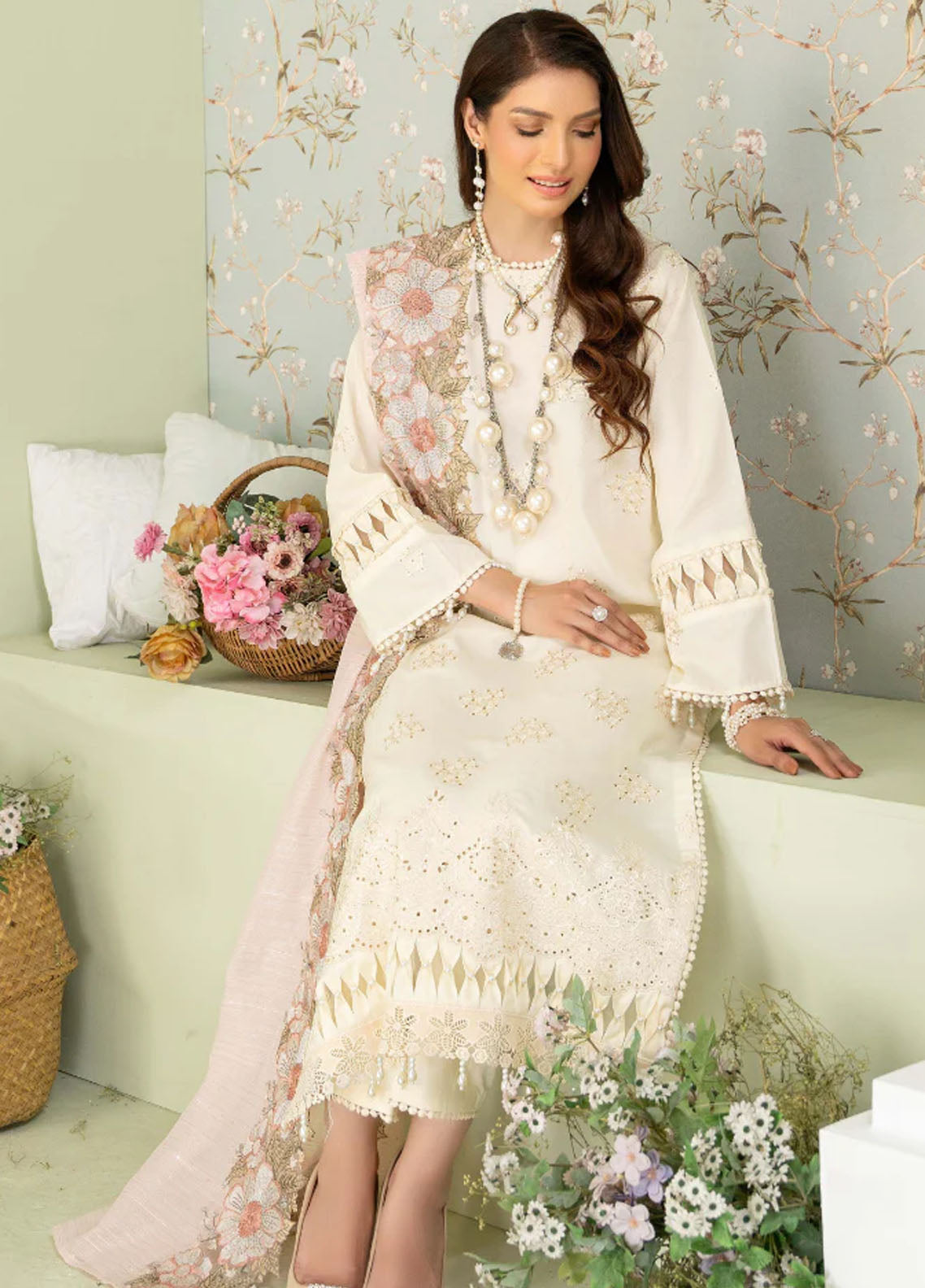 Baad e Baharan by Humdum Unstitched Lawn Collection 2024  D-01