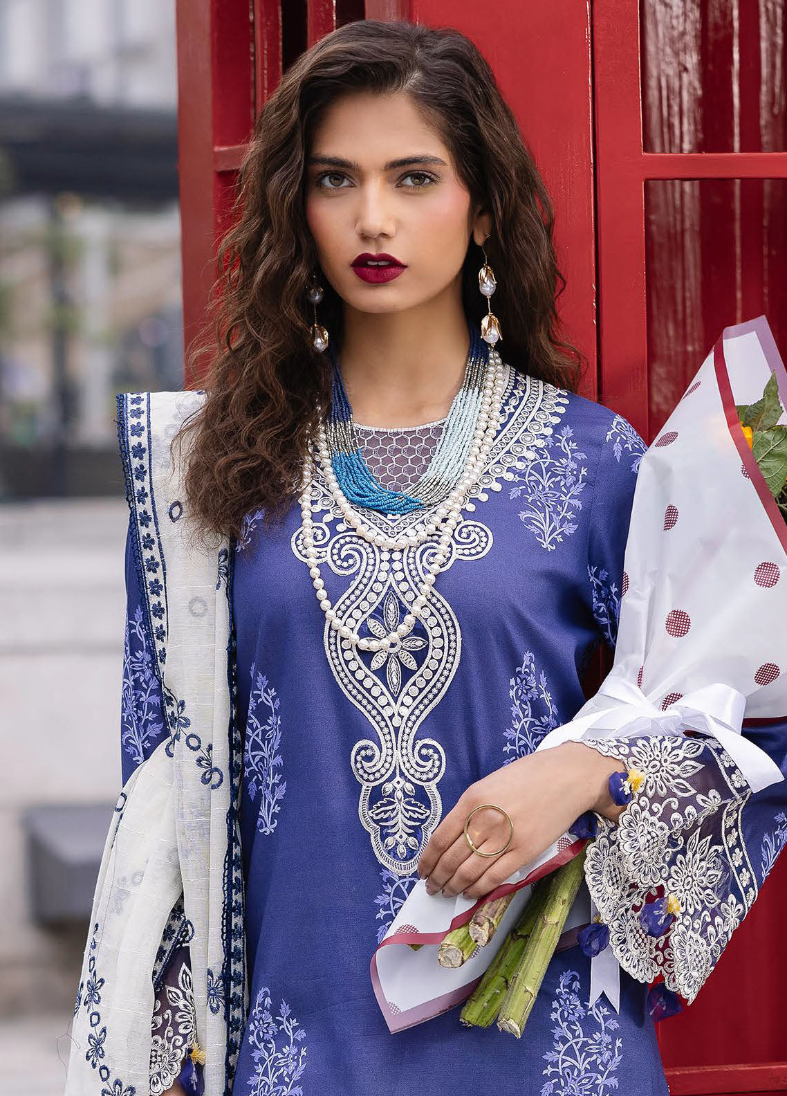 Broadway by Mahnur Embroidered Lawn Suits Unstitched 3 Piece MN25B D-10 Tulip