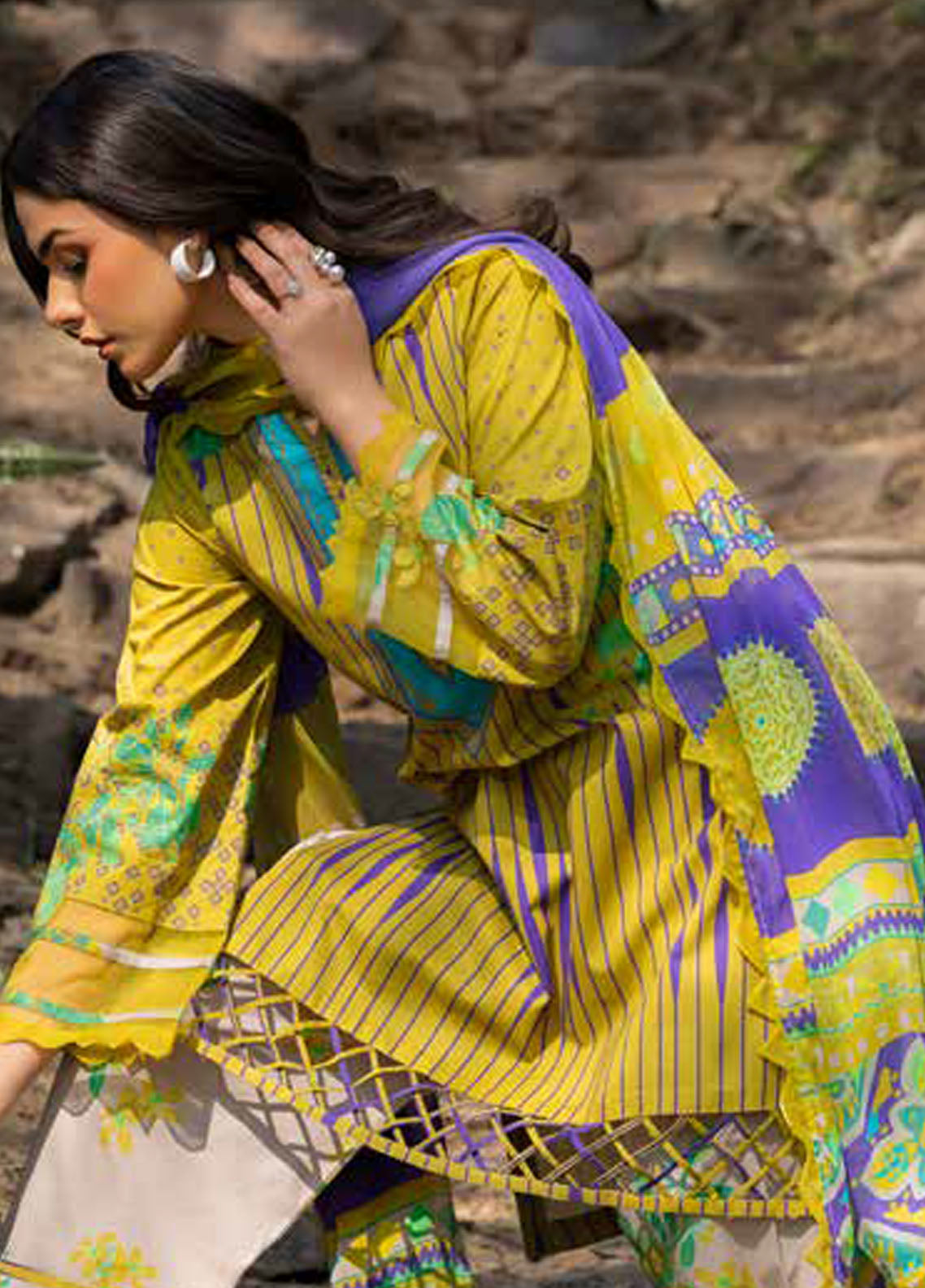 C - Prints by Charizma Printed Lawn Suits Unstitched 3 Piece CP5-16