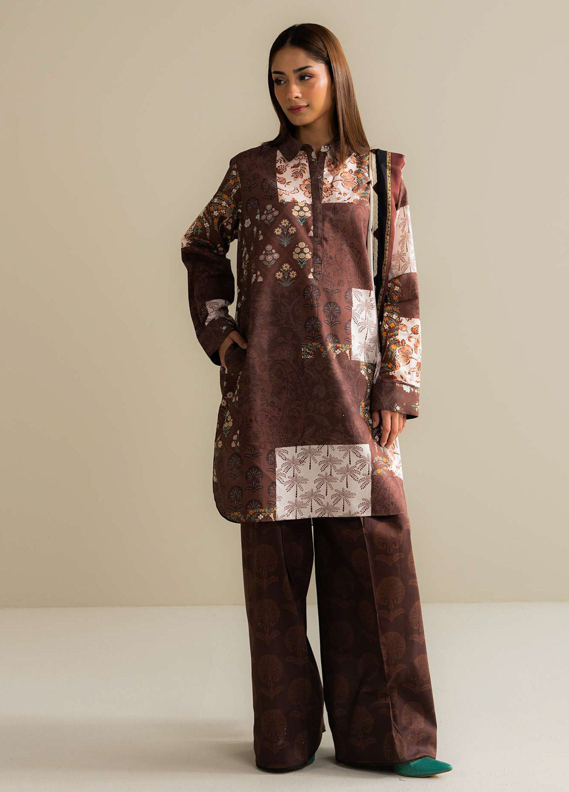 Coco Prints by Zara Shahjahan Printed Lawn Suits Unstitched 3 Piece CZS25PS D-05 B Mevi