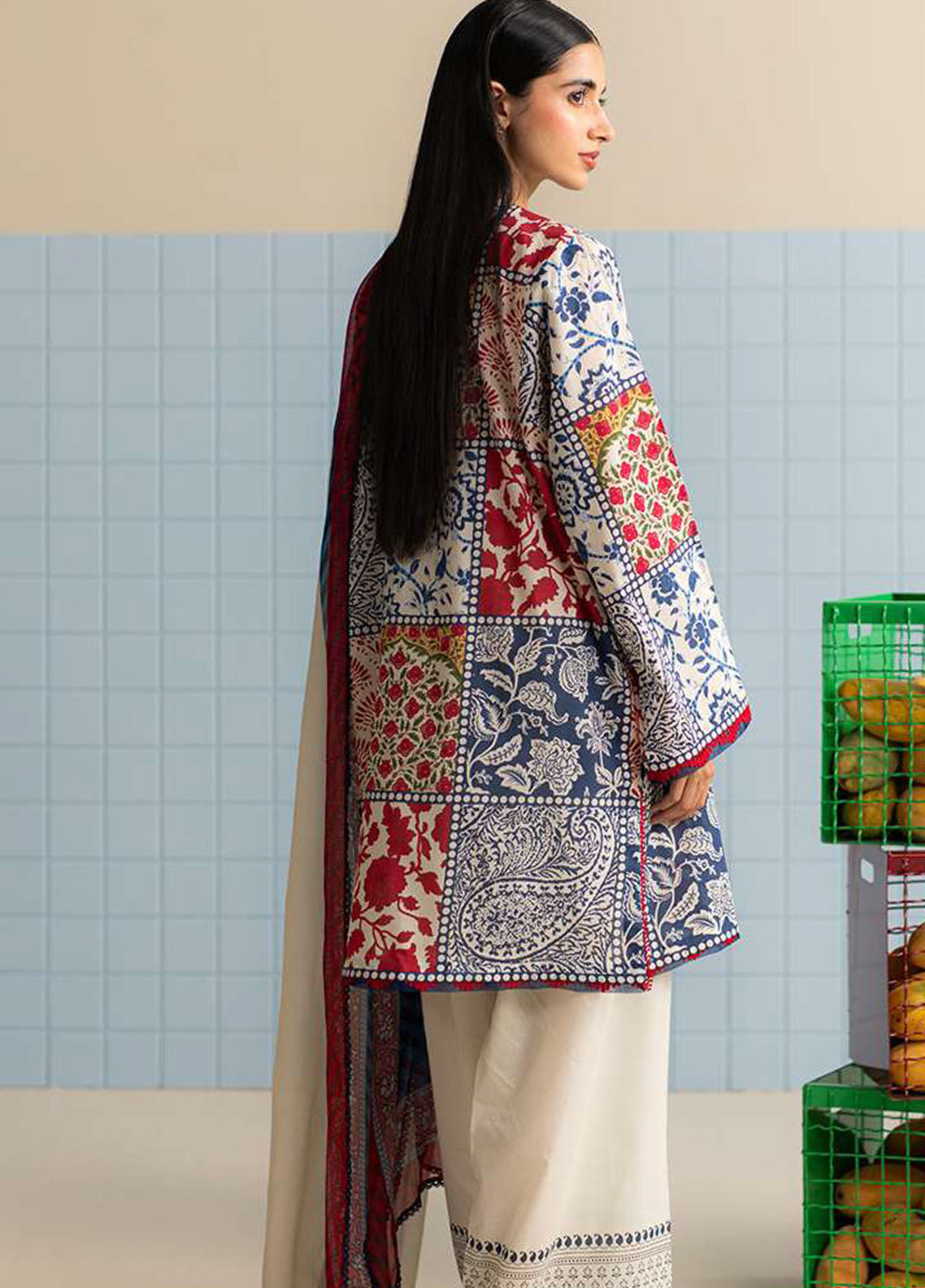 Coco Prints by Zara Shahjahan Printed Lawn Suits Unstitched 3 Piece CZS25PS D-08 A Elra