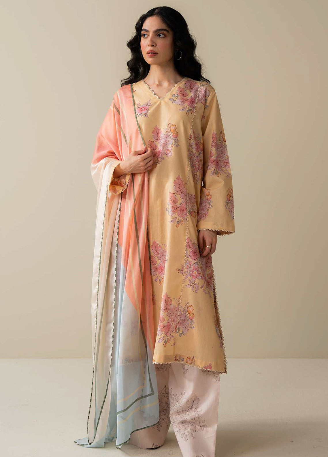 Coco Prints by Zara Shahjahan Printed Lawn Suits Unstitched 3 Piece CZS25PS D-01 B Ovela
