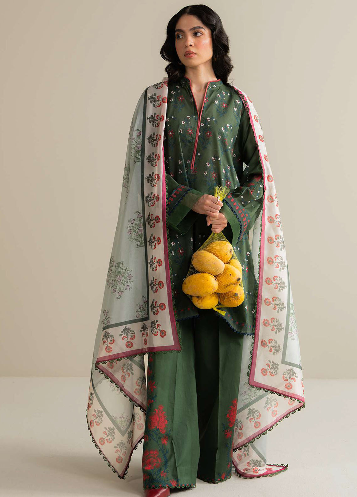 Coco Prints by Zara Shahjahan Printed Lawn Suits Unstitched 3 Piece CZS25PS D-03 A Tinsa