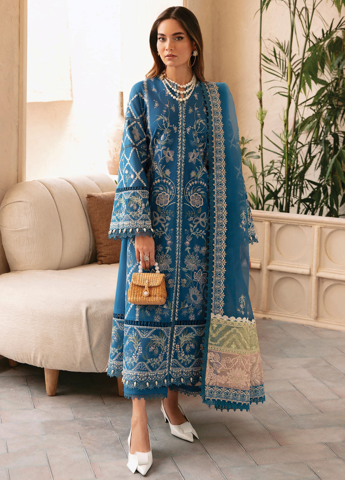 Cascade By Afrozeh Luxury Lawn Collection 2024 AL-24-LUX-V1-06 Amelia