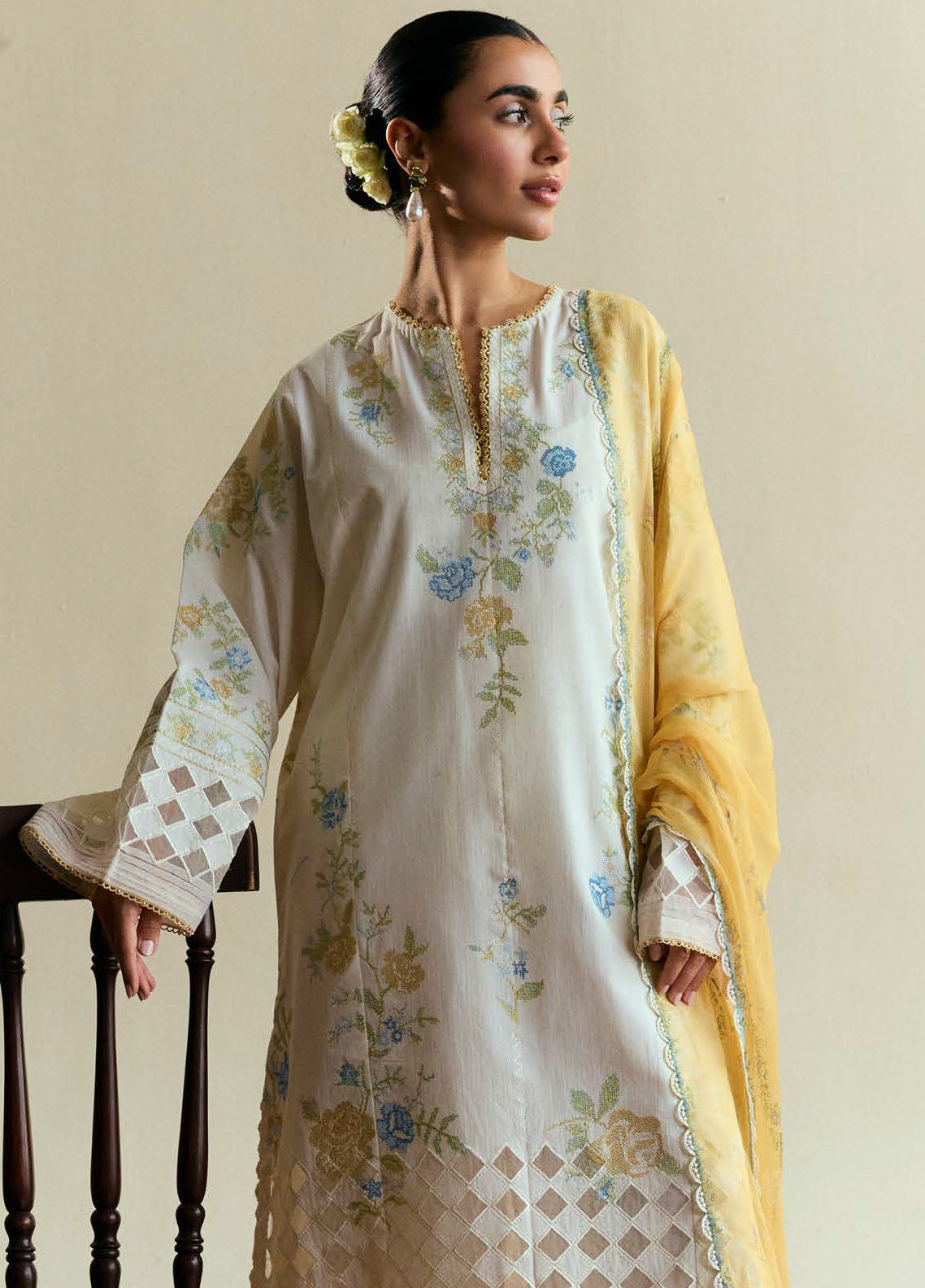 Coco by Zara Shah Jahan Embroidered Lawn Suits Unstitched 3 Piece CZS25EE D-03 Solace