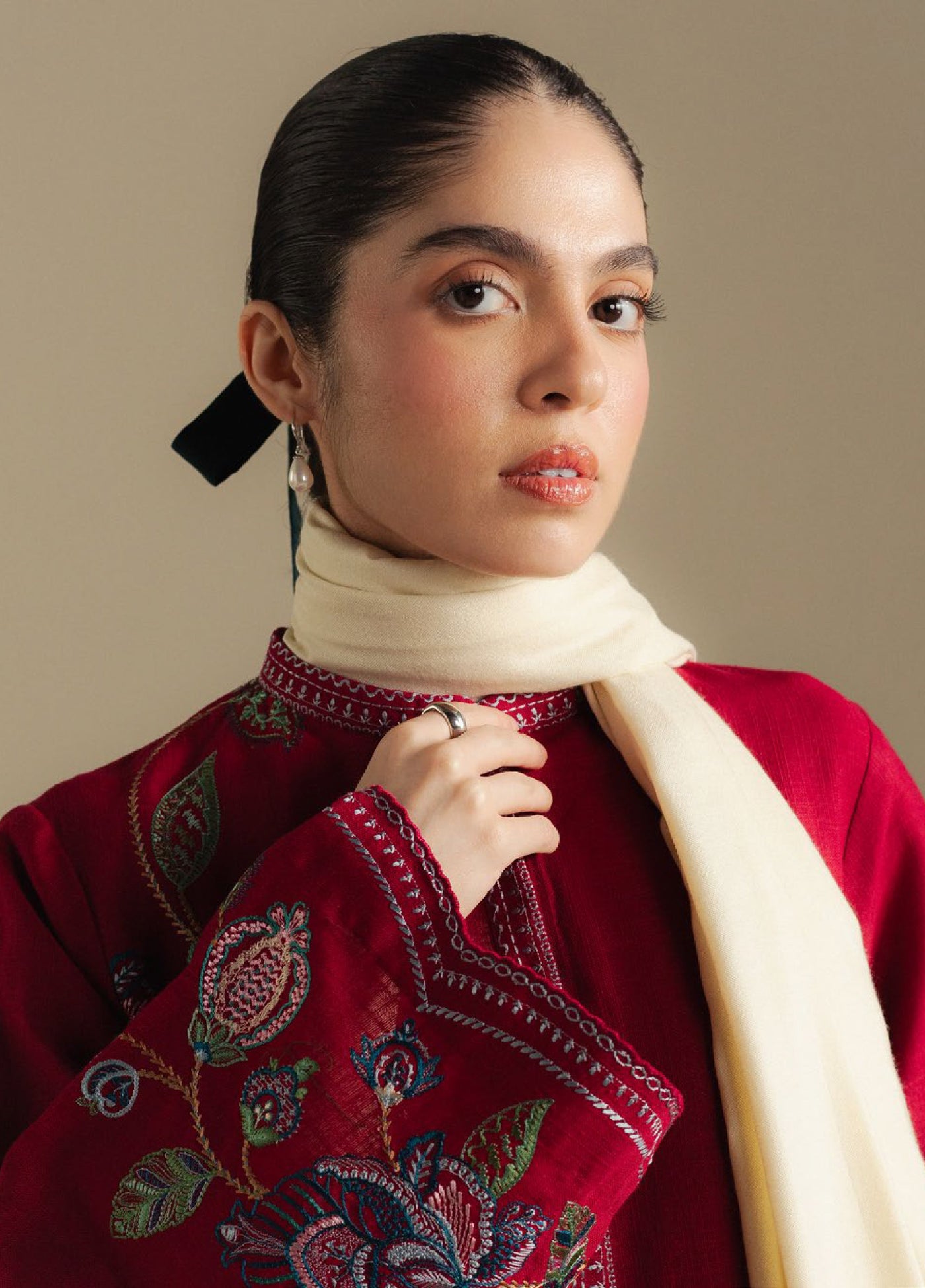 Coco by Zara Shahjahan Unstitched Winter Khaddar Embroidered Suits 3 Piece CZS25WU D-03 B Berry - Winter Collection