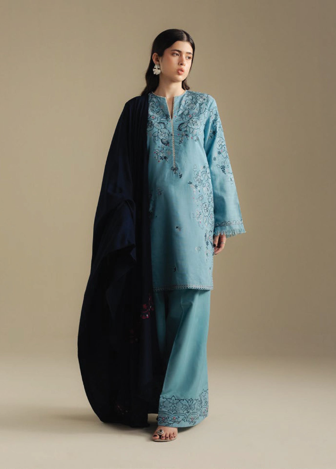 Coco by Zara Shahjahan Unstitched Winter Khaddar Embroidered Suits 3 Piece CZS25WU D-09 B Laurel - Winter Collection