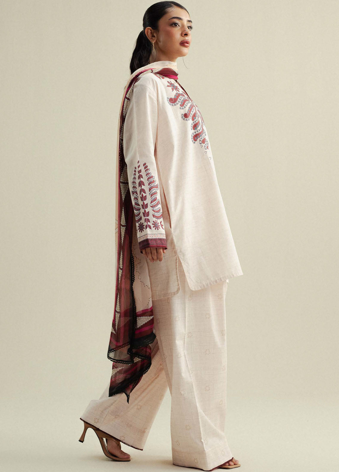 Coco by Zara Shahjahan Printed Cambric Suits Unstitched 3 Piece CZS25PU D-07 B Lilt