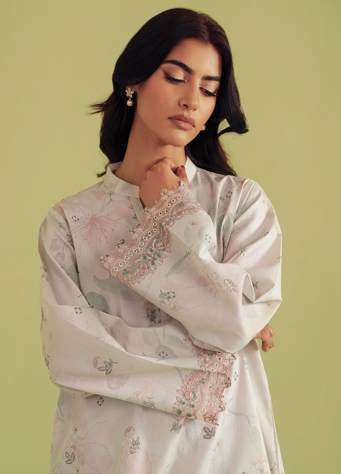Daffodils by Seran Embroidered Lawn Suits Unstitched 2 Piece SN25DL D-12 Wylie