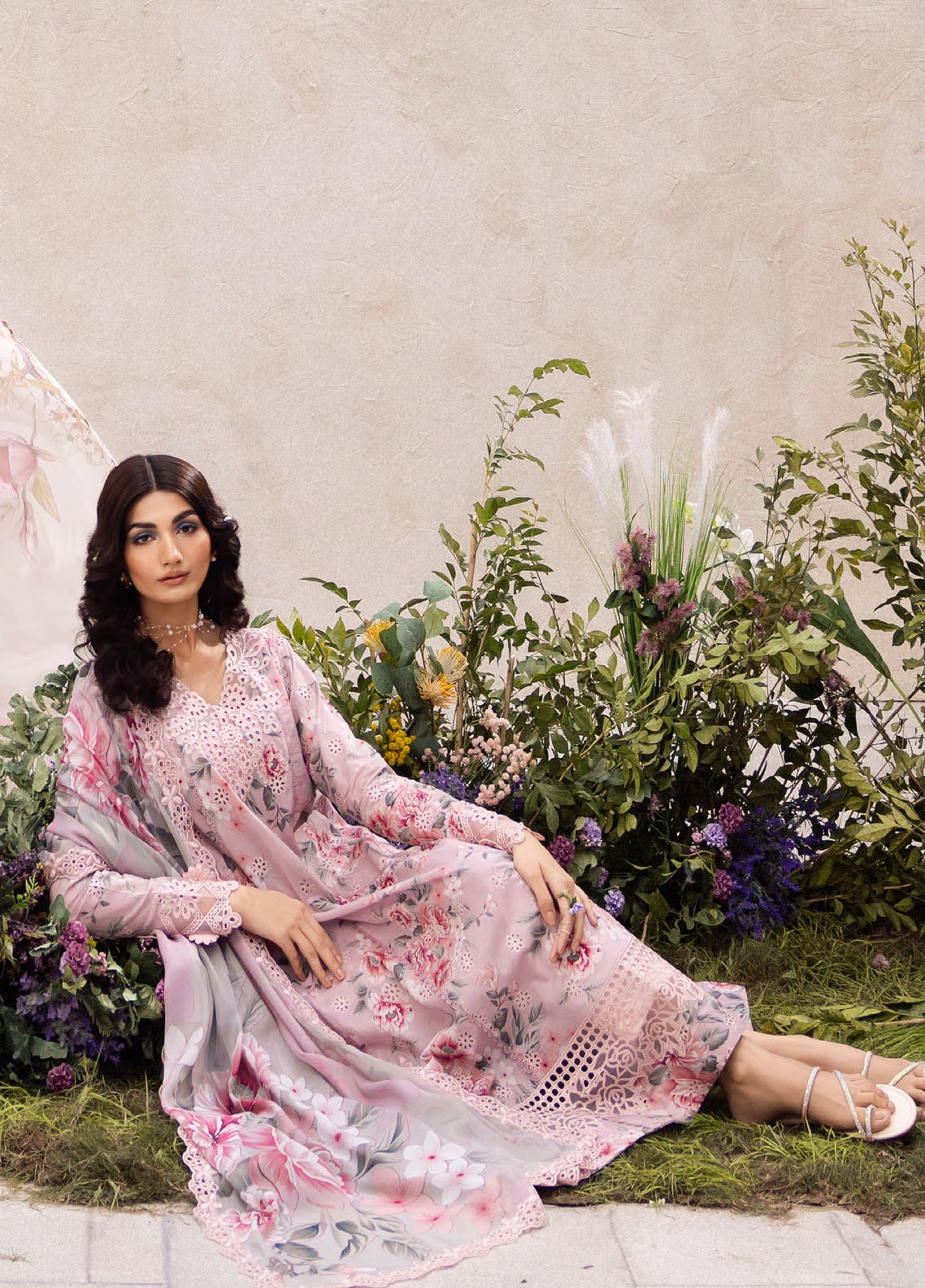 Dahlia by Iznik Unstitched Lawn Collection 2024 DL-09 Whisper