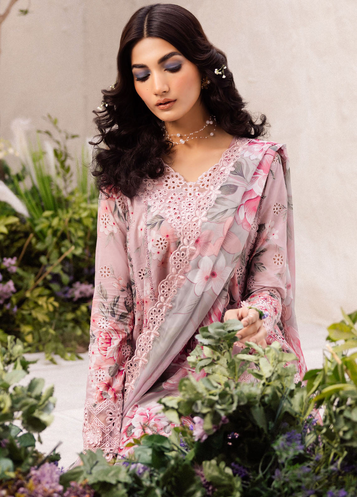 Dahlia by Iznik Unstitched Lawn Collection 2024 DL-09 Whisper