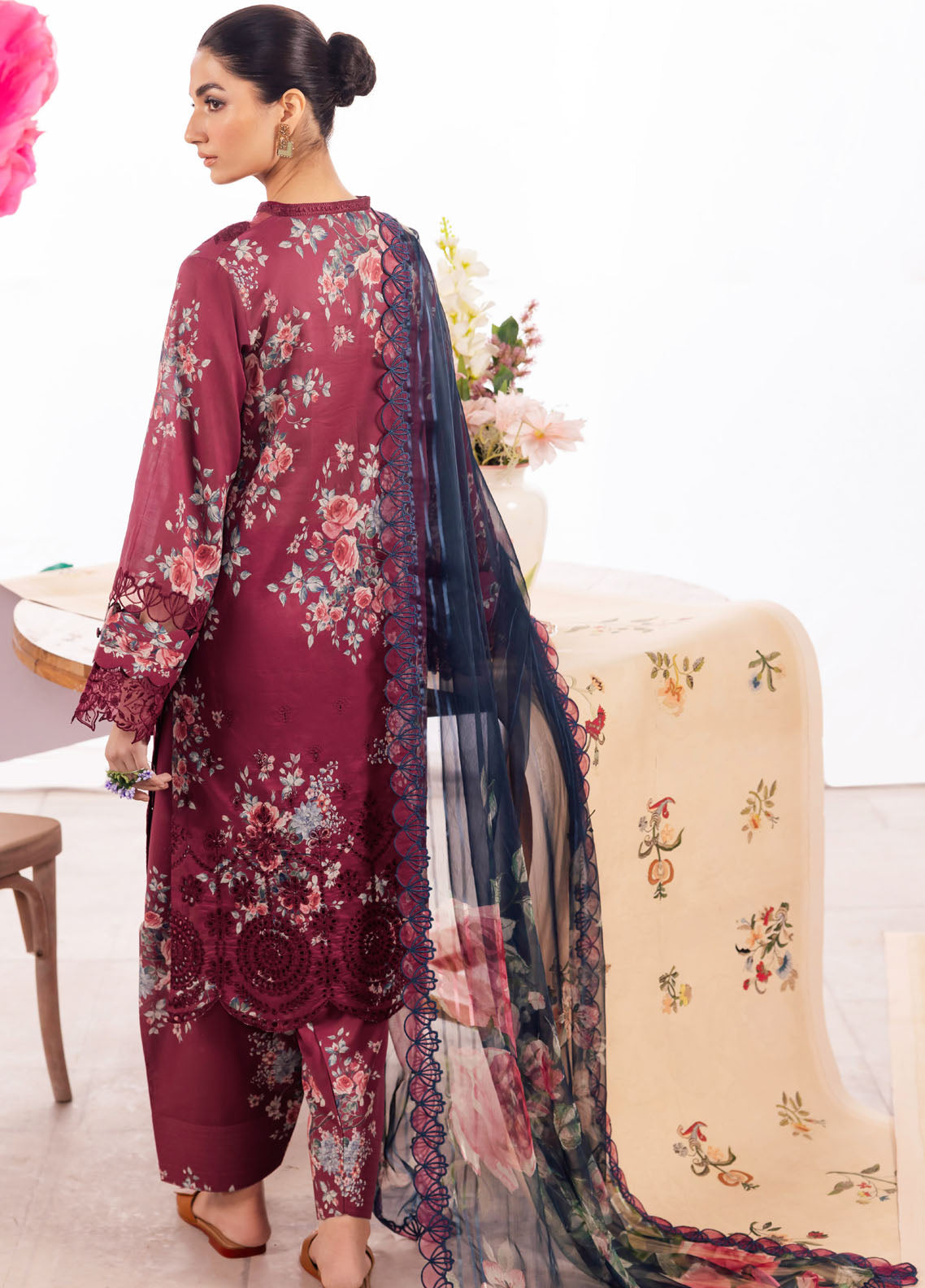 Dahlia by Iznik Unstitched Lawn Collection 2024 DL-11 Solistice