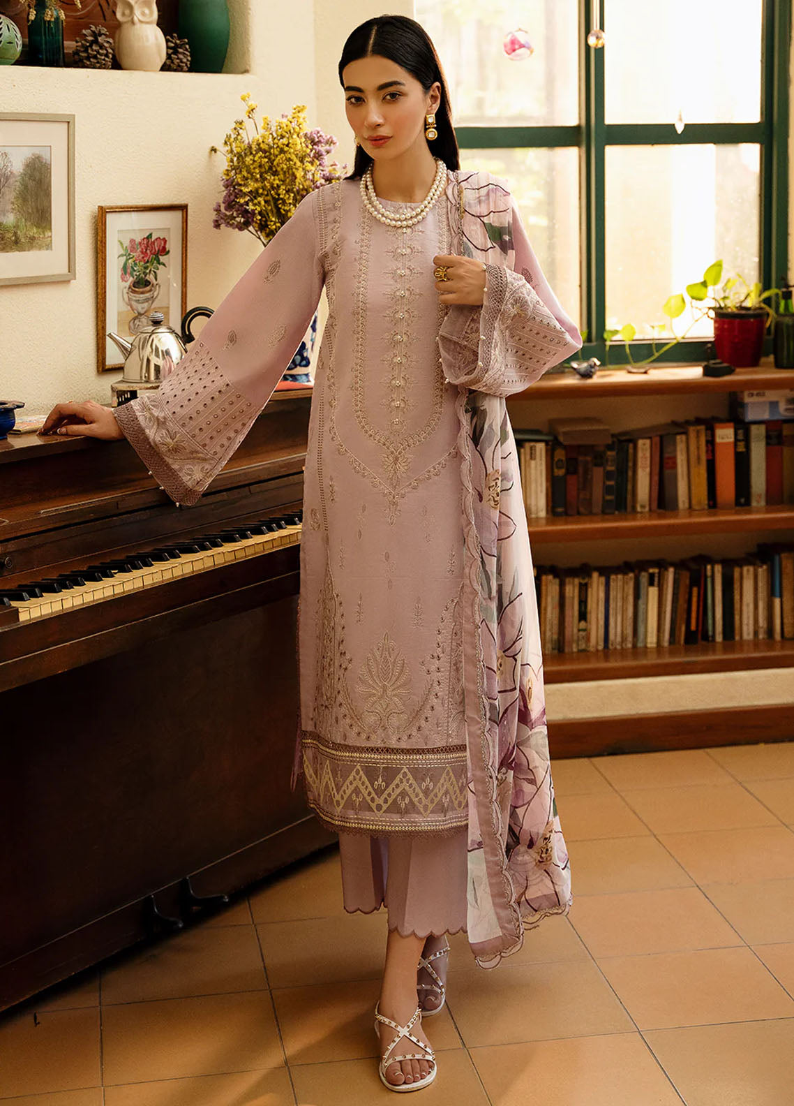 Dastak by Izel Luxury Lawn Collection 2025 Gul