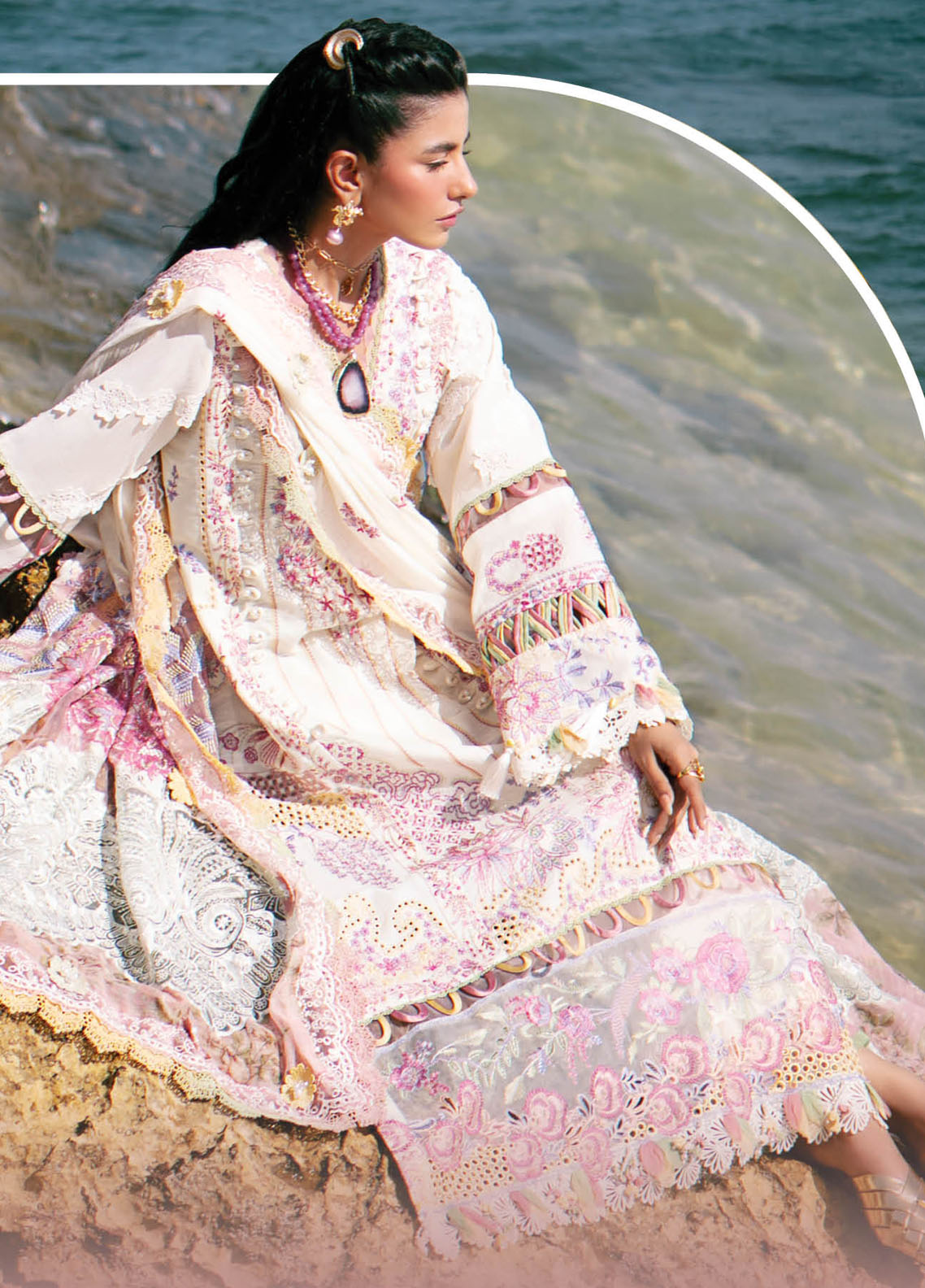 Dastan by AJR Couture Luxury Lawn Collection 2025 ALL-07 Muse