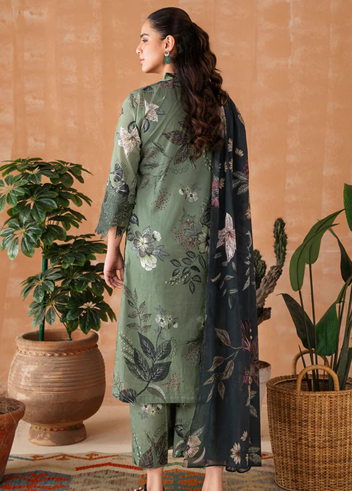 Declare Pret Printed Lawn 2 Piece Suit P1106A