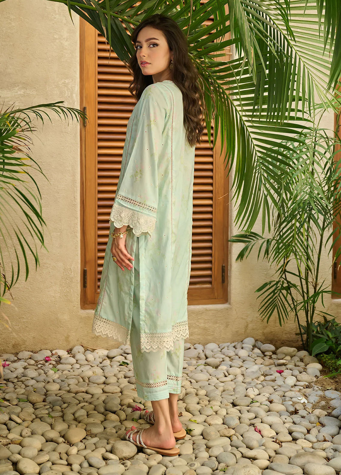 Dhanak Pret Embroidered Lawn 2 Piece Suit DC-2177 LIGHT GREEN