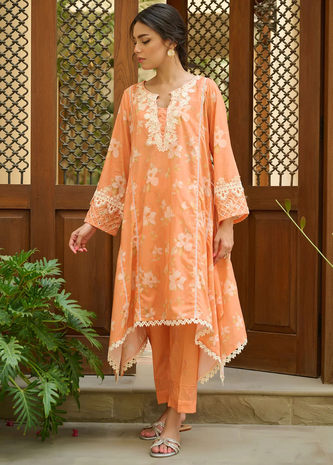 Dhanak Pret Embroidered Lawn 2 Piece Suit DC-2194 ORANGE