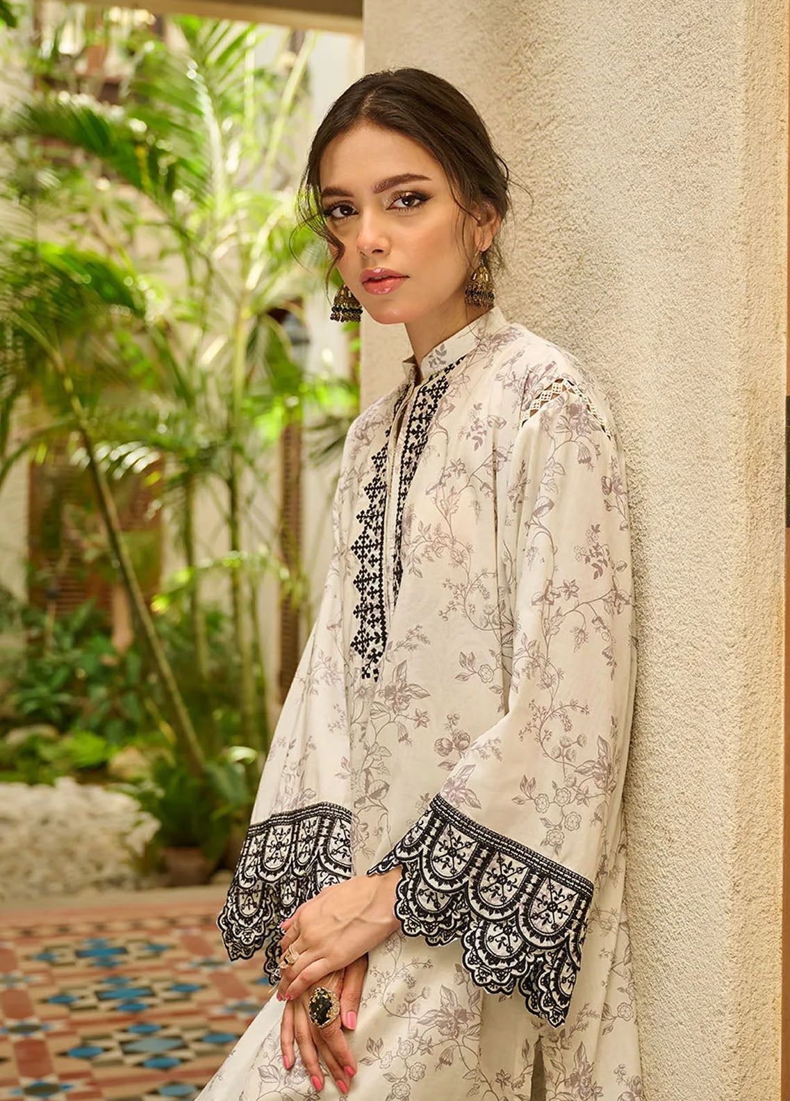 Dhanak Pret Embroidered Lawn 2 Piece Suit DC-2202 OFF WHITE