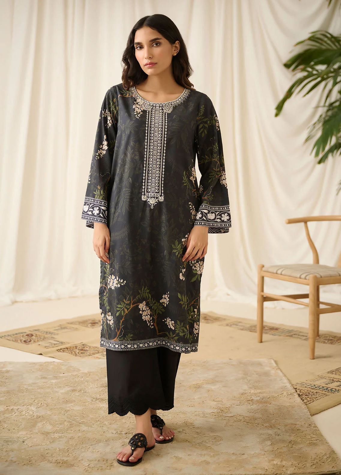 Dhanak Pret Embroidered Lawn Kurti DHK23BW DC-0517 BLACK