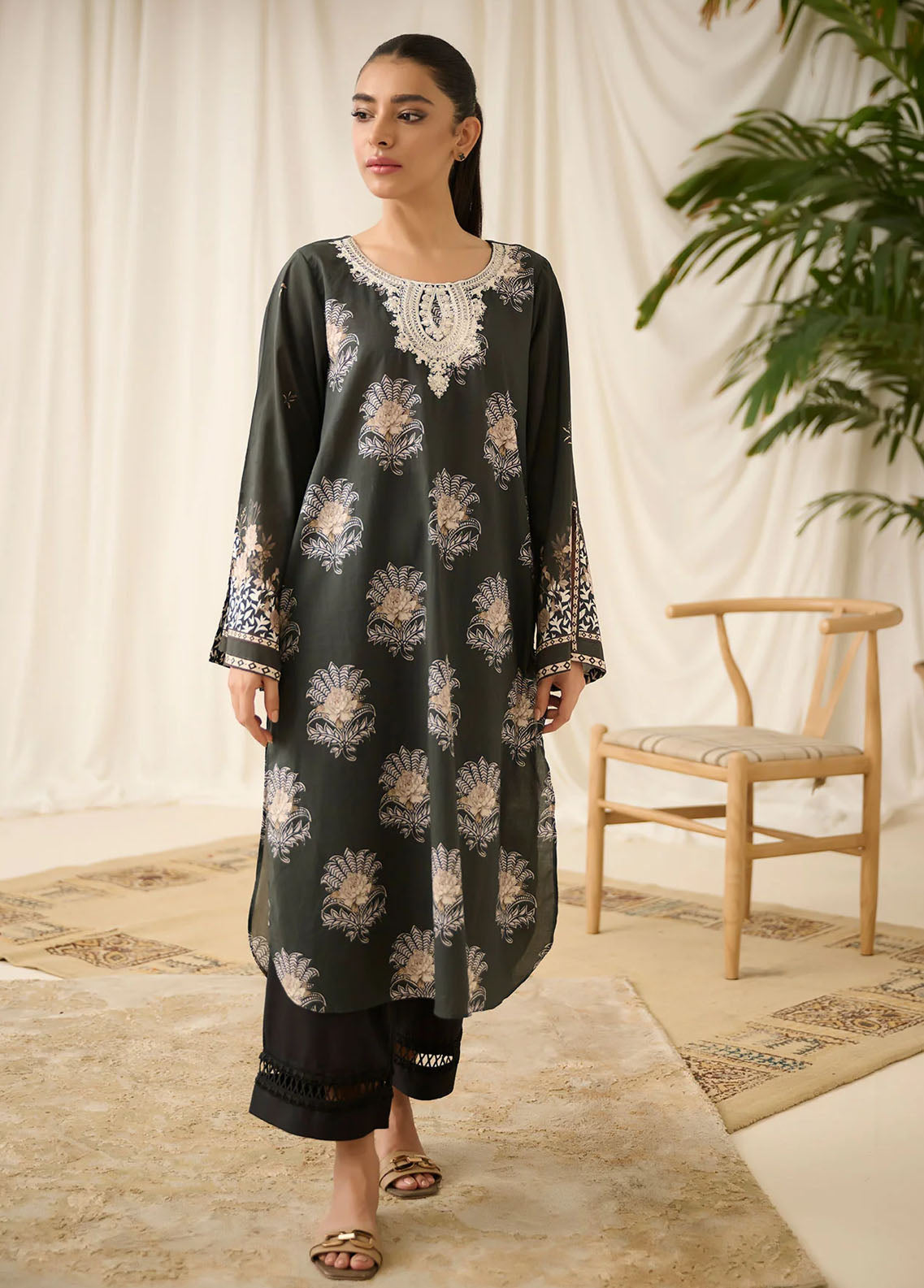 Dhanak Pret Embroidered Lawn Kurti DHK23BW DC-0519 BLACK