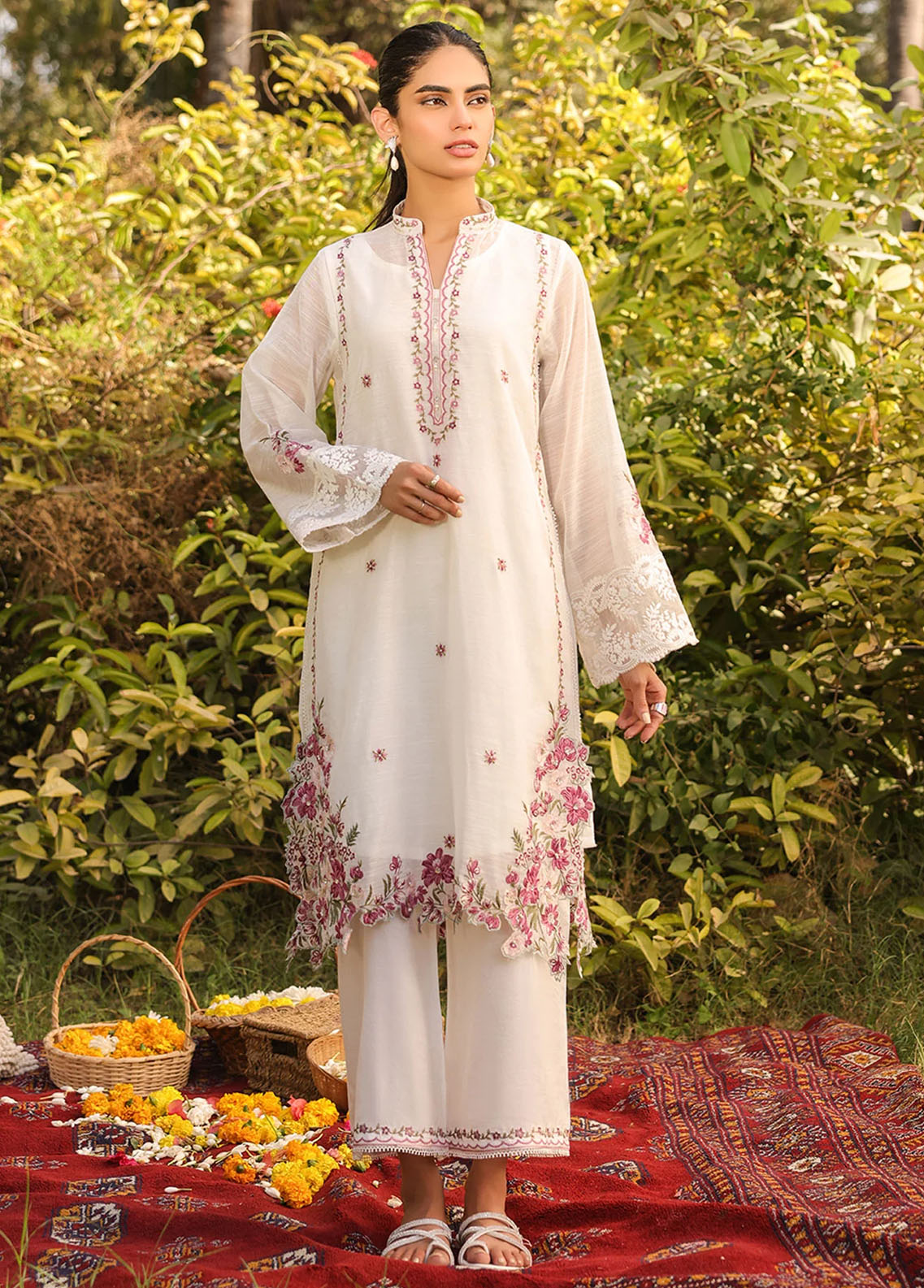 Dhanak Pret Embroidered Munar 2 Piece Suit DHK23M DA-2126 WHITE