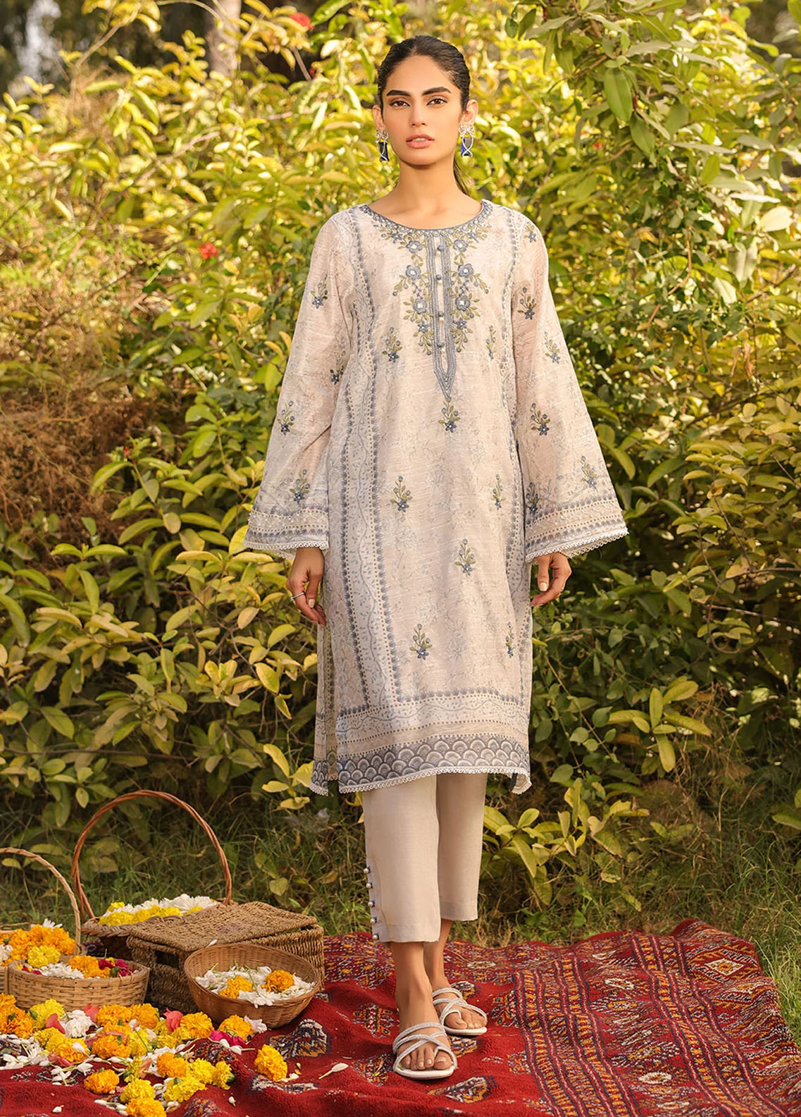 Dhanak Pret Embroidered Munar 2 Piece Suit DHK23M DA-2134 GREY