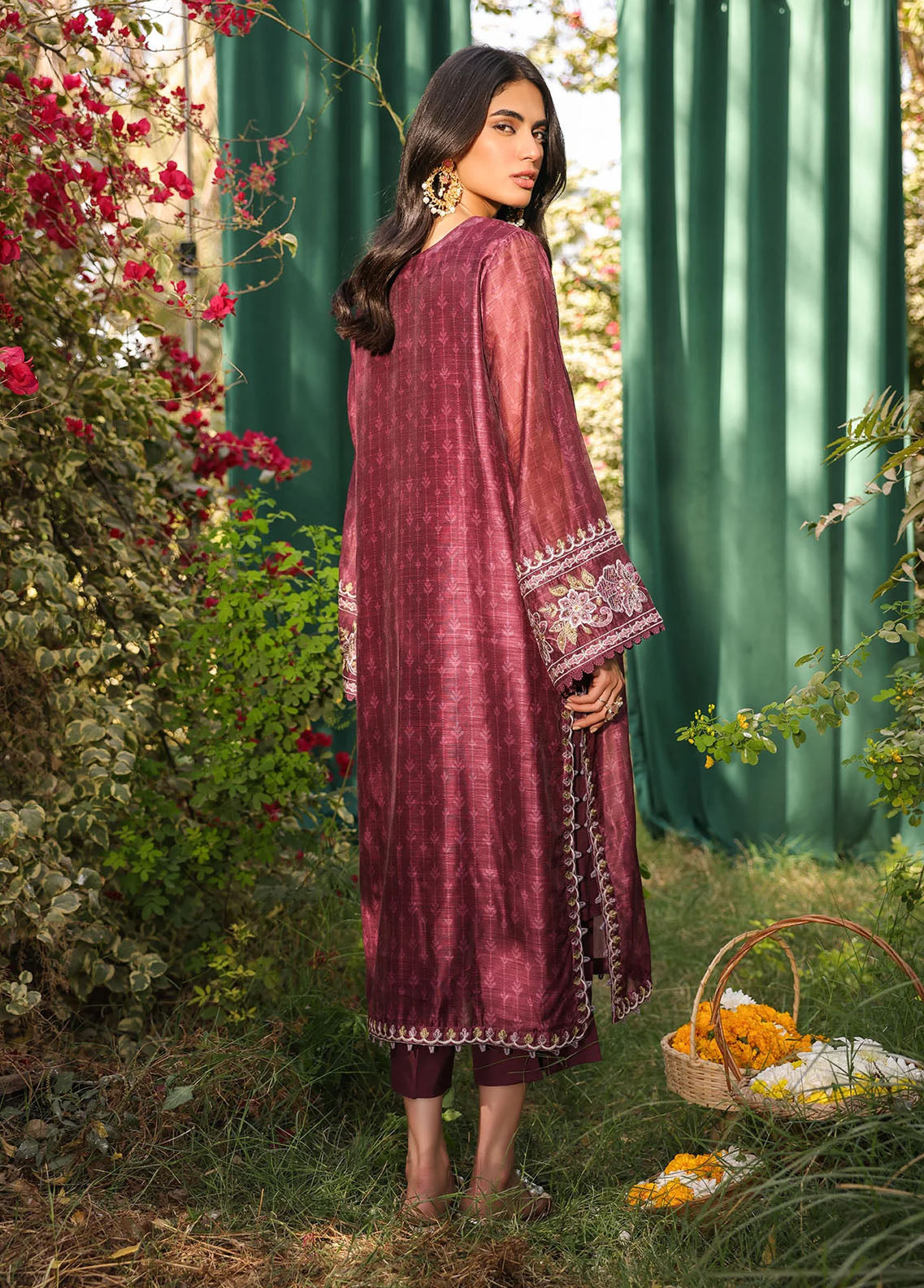 Dhanak Pret Embroidered Munar 2 Piece Suit DHK23M DA-2135 MAROON