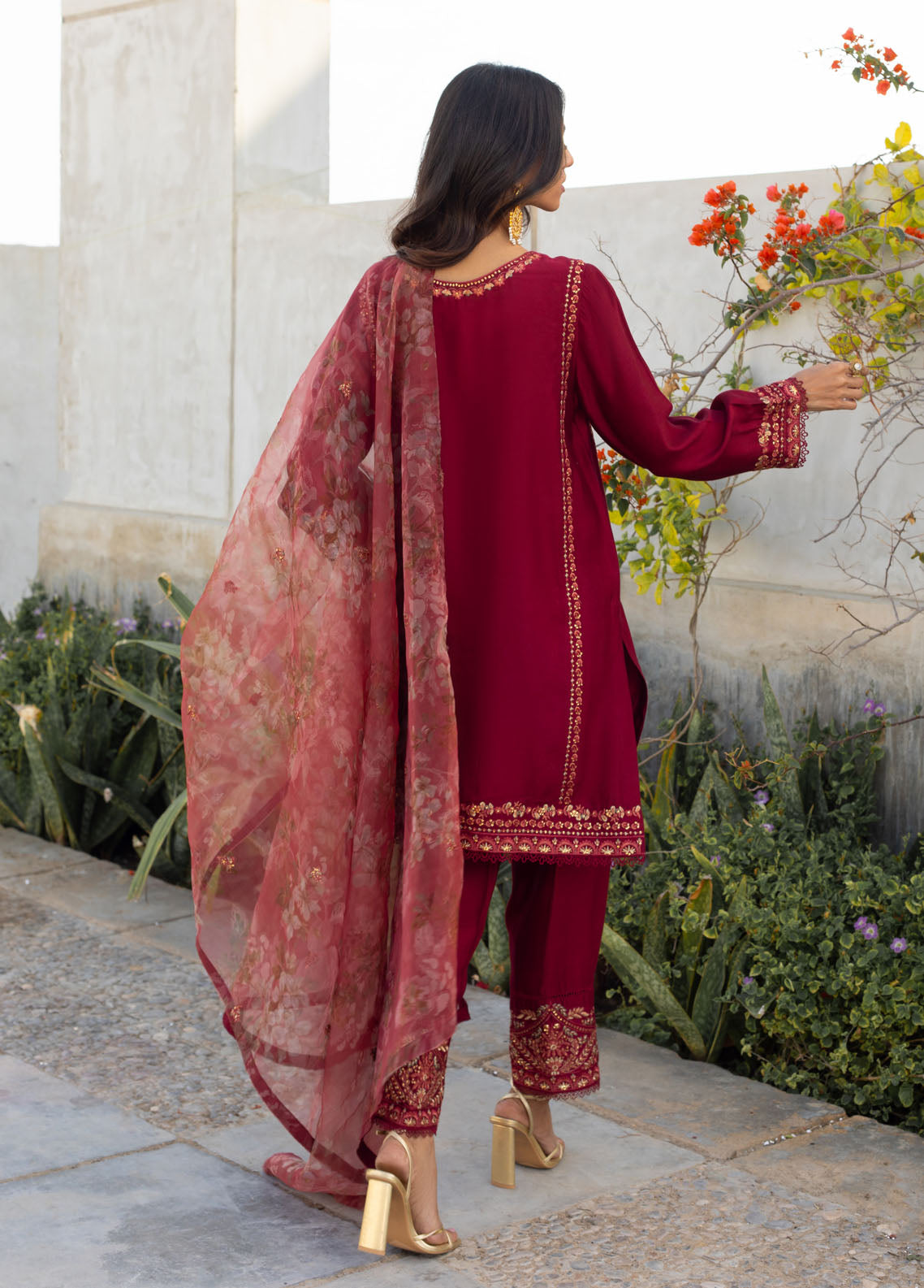 Dhanak Pret Embroidered 2 Piece Suit SS24DA-2290 MAROON