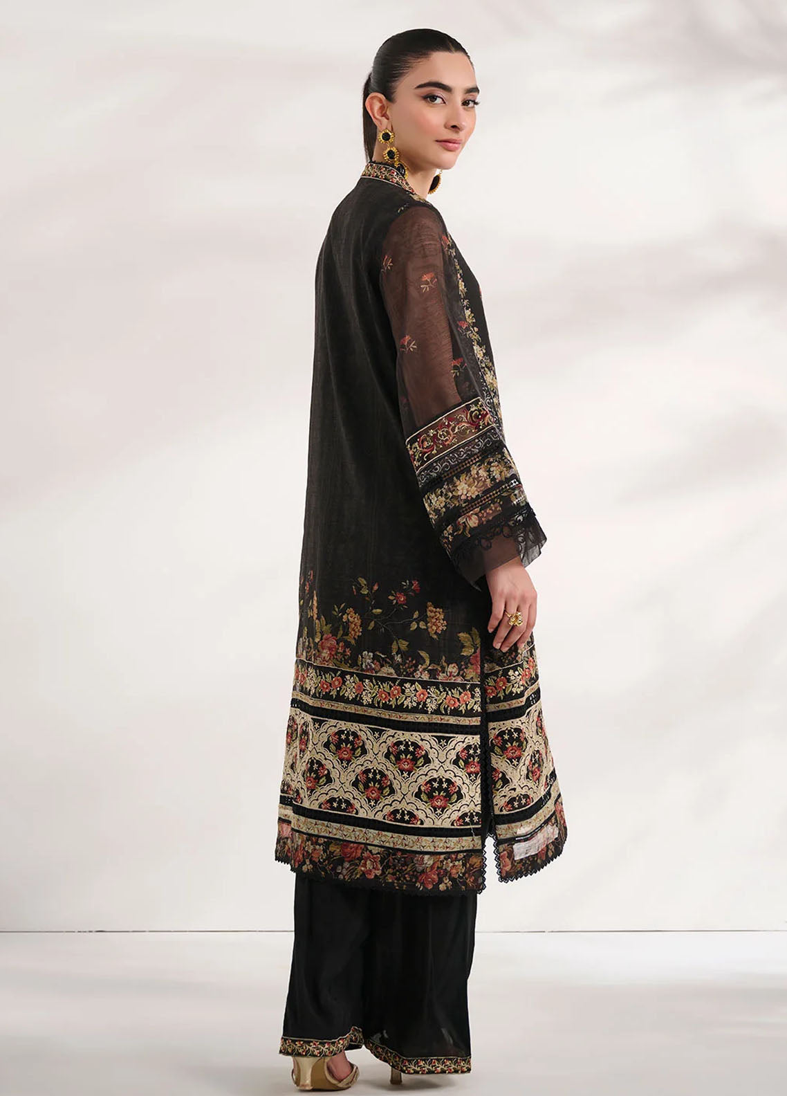 Dhanak Pret Embroidered Munar 2 Piece Suit SS24DA-2469