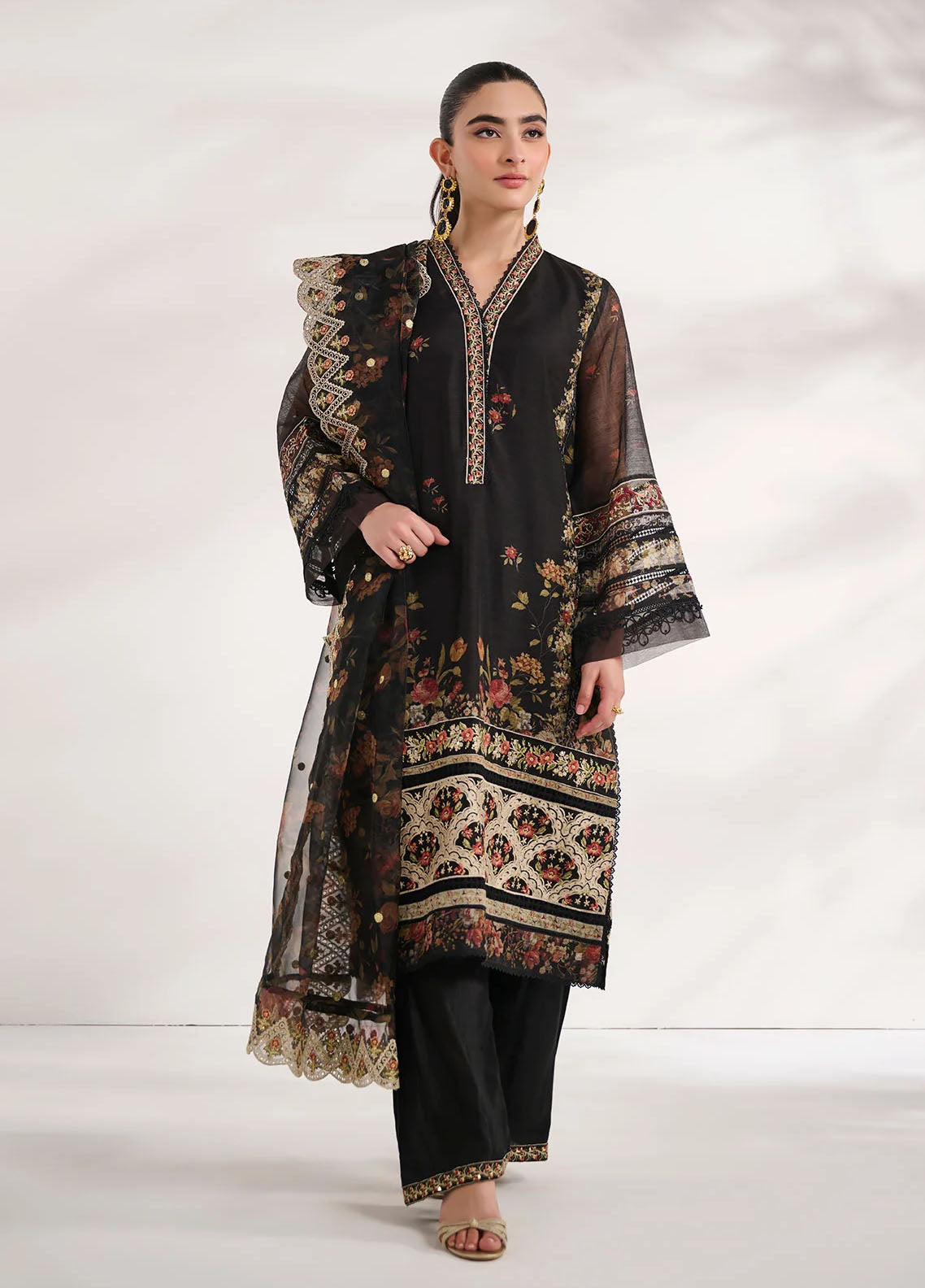 Dhanak Pret Embroidered Munar 2 Piece Suit SS24DA-2469